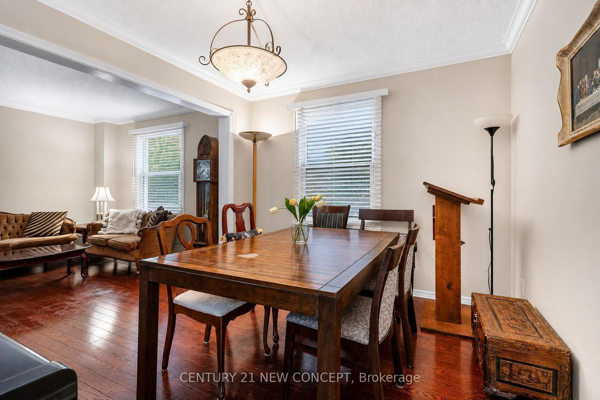 8 Millcroft Way Property Photo 10
