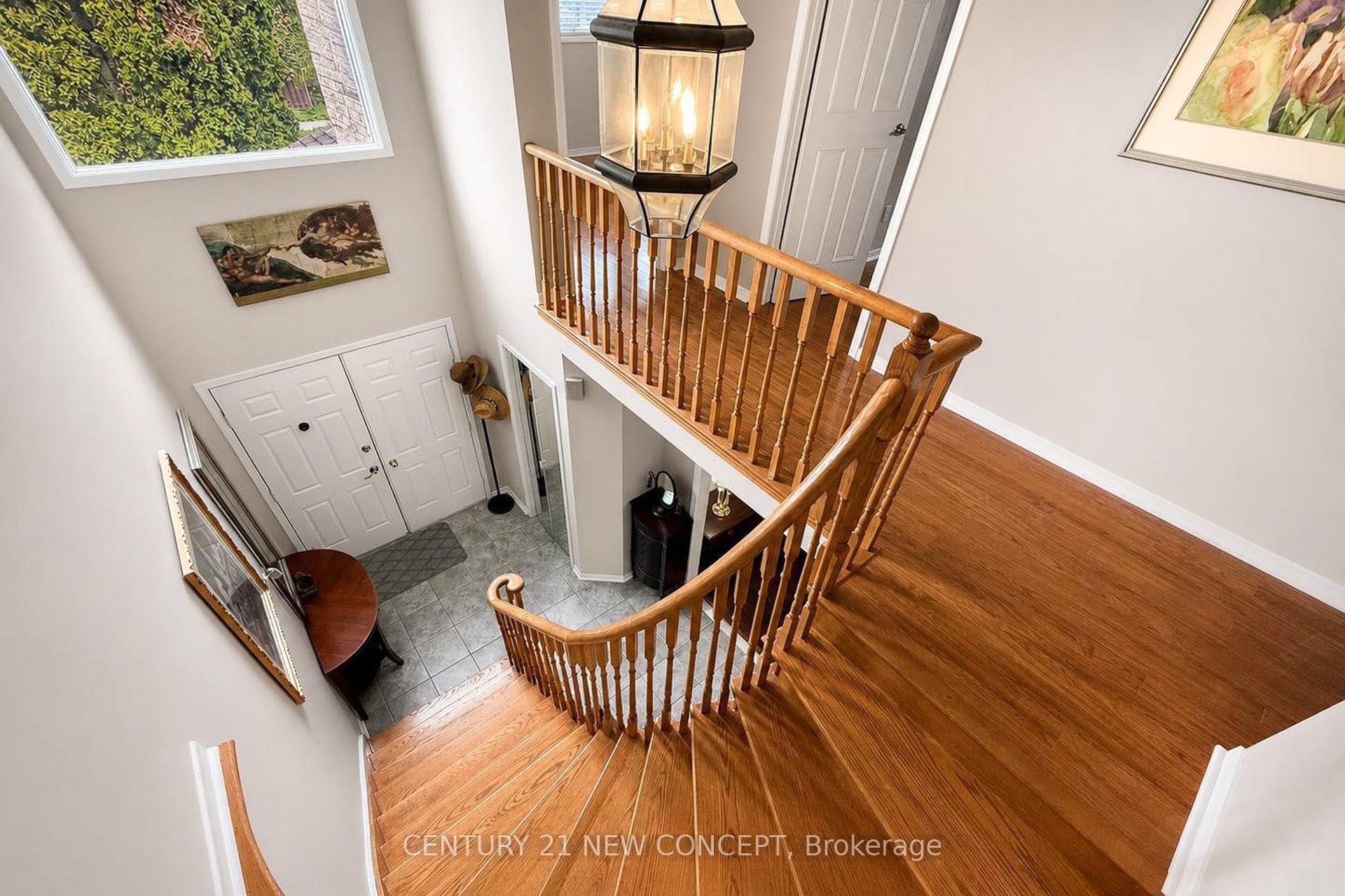 8 Millcroft Way Property Photo 19