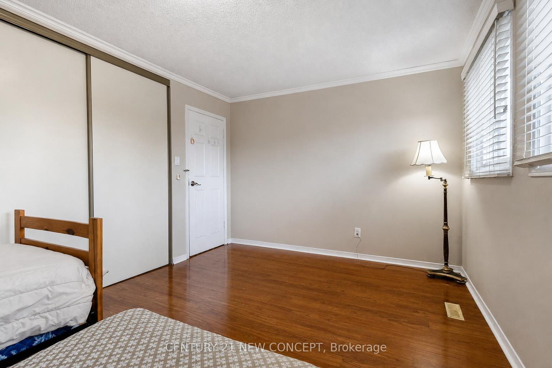 8 Millcroft Way Property Photo 23