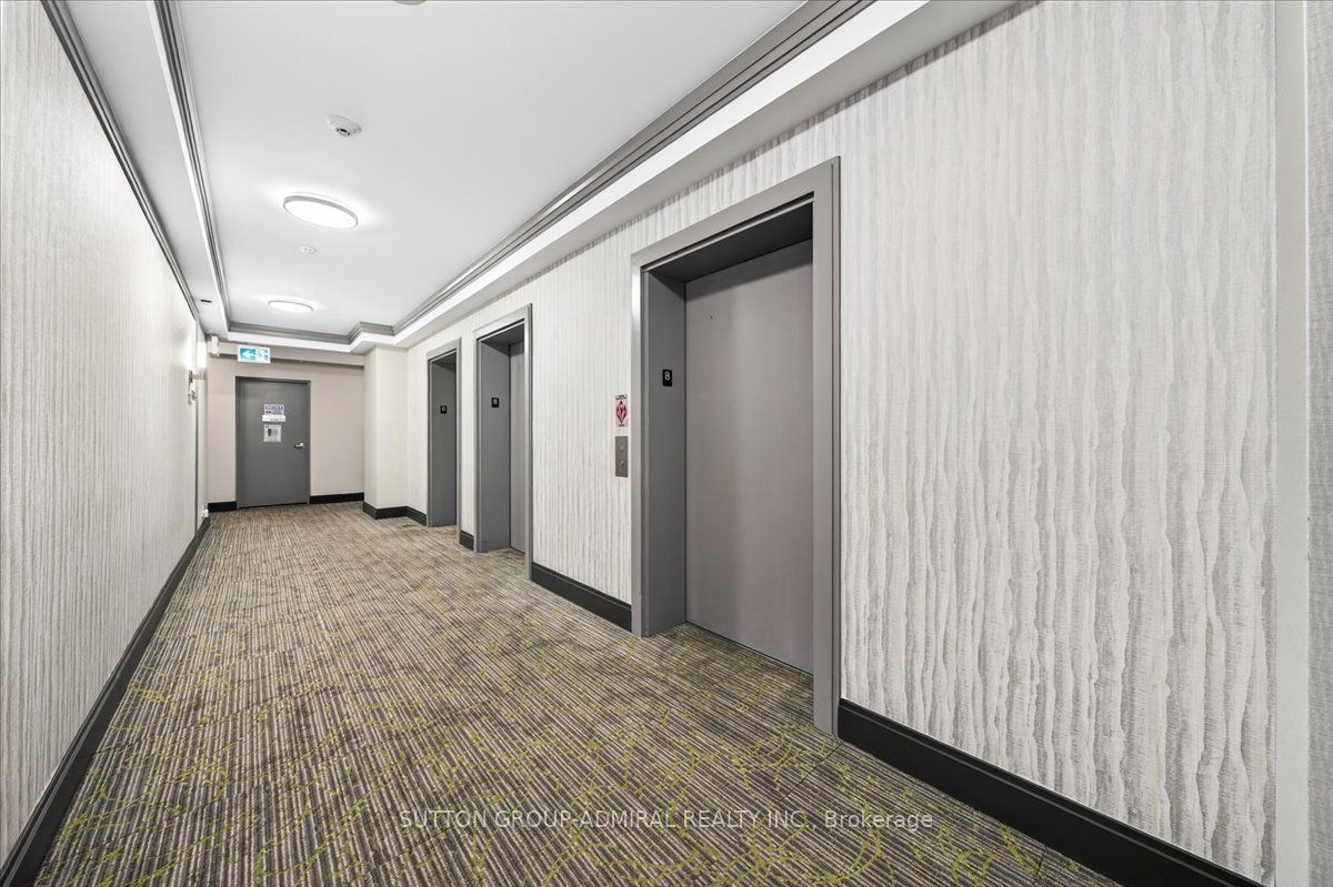 7890 Bathurst Street 806 Property Photo 6
