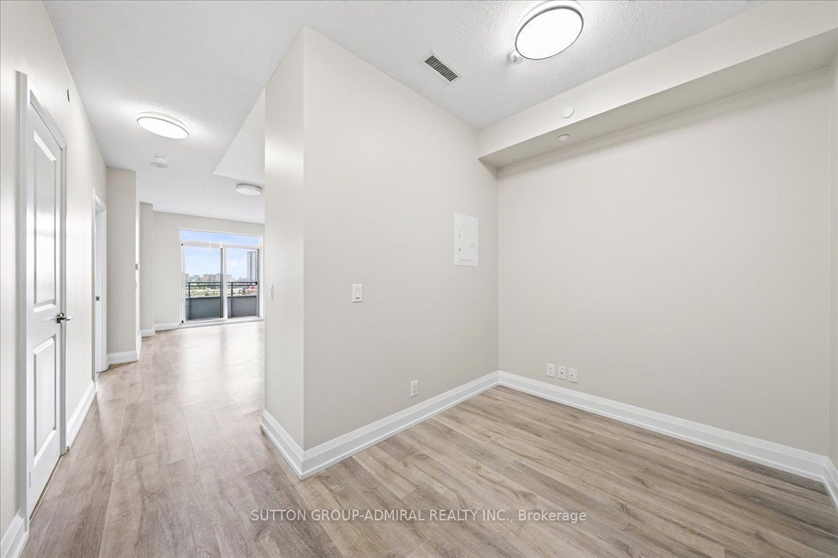 7890 Bathurst Street 806 Property Photo 8