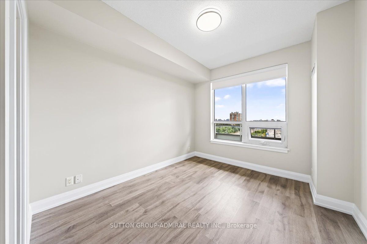 7890 Bathurst Street 806 Property Photo 31