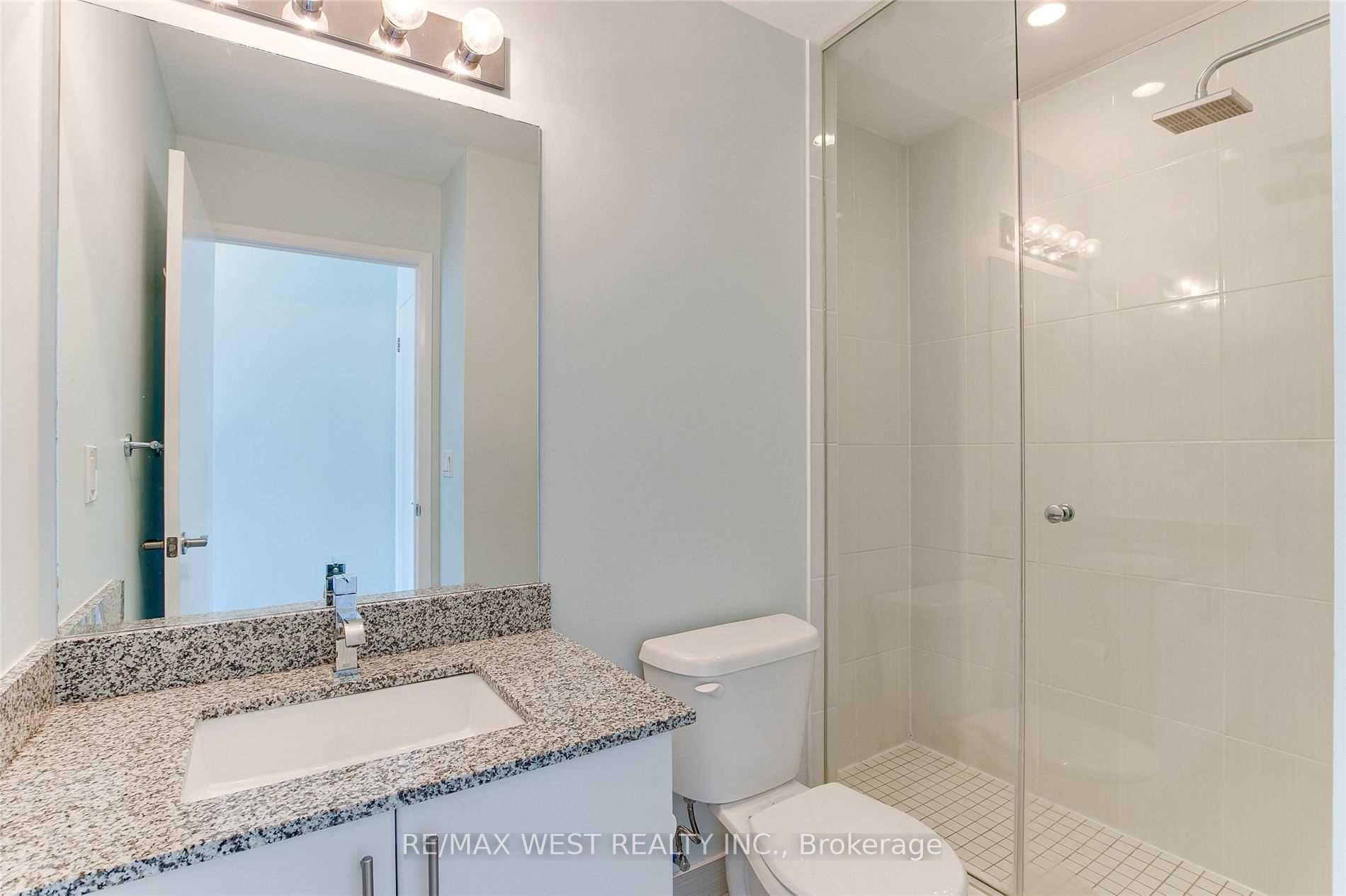 2900 Highway 7 3203 Property Photo 25