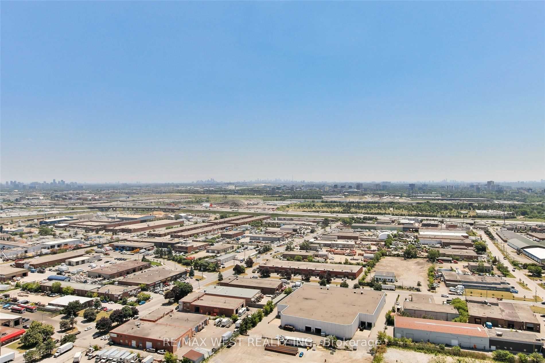 2900 Highway 7 3203 Property Photo 31