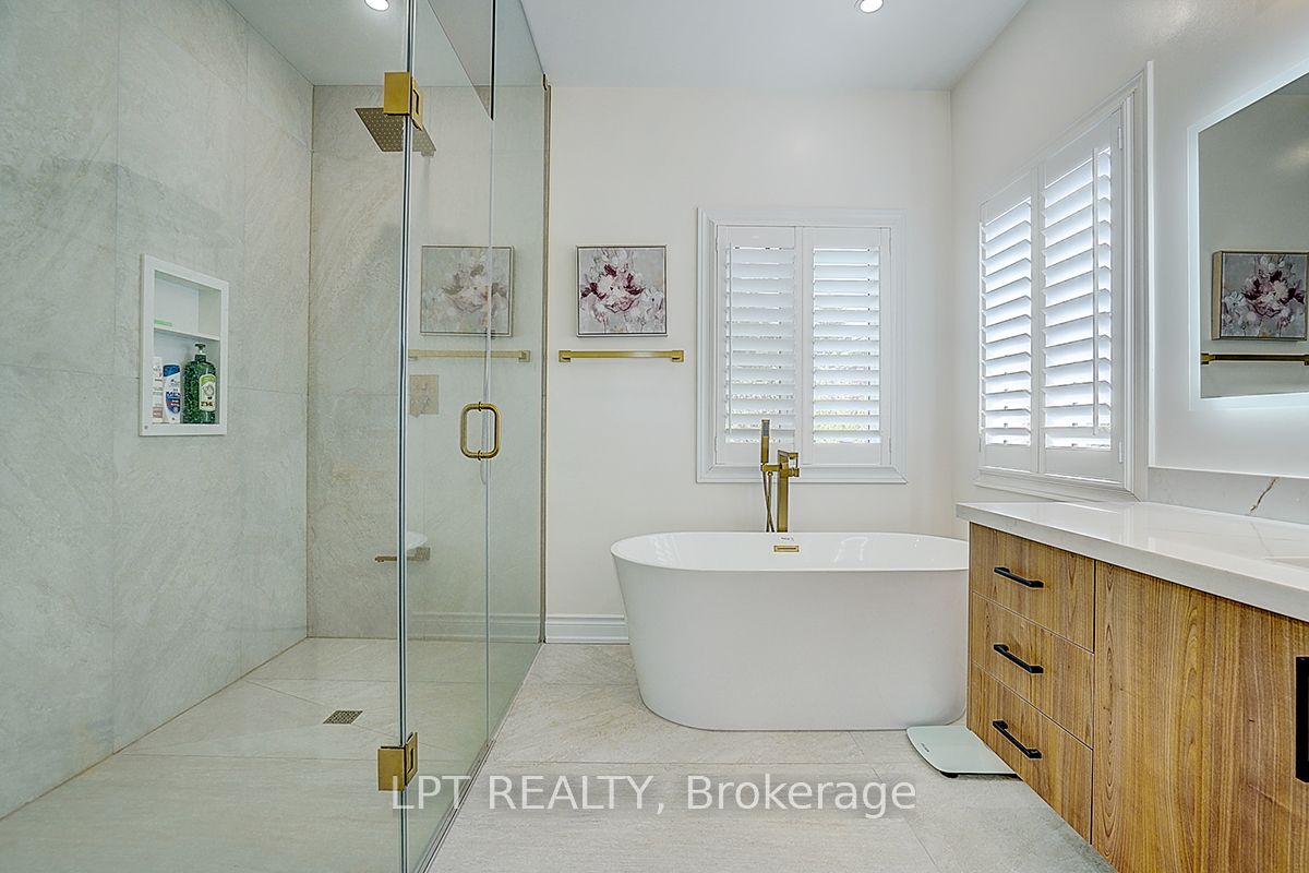 585 Holgate Circle Property Photo 24