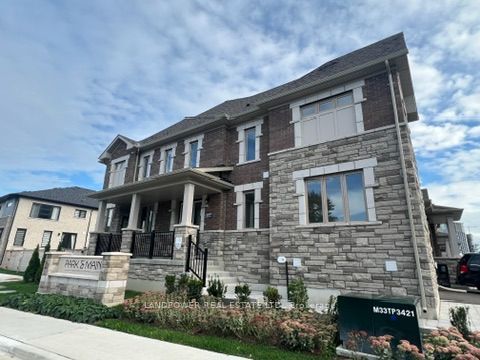 157 Anna Russell Way Property Photo 1