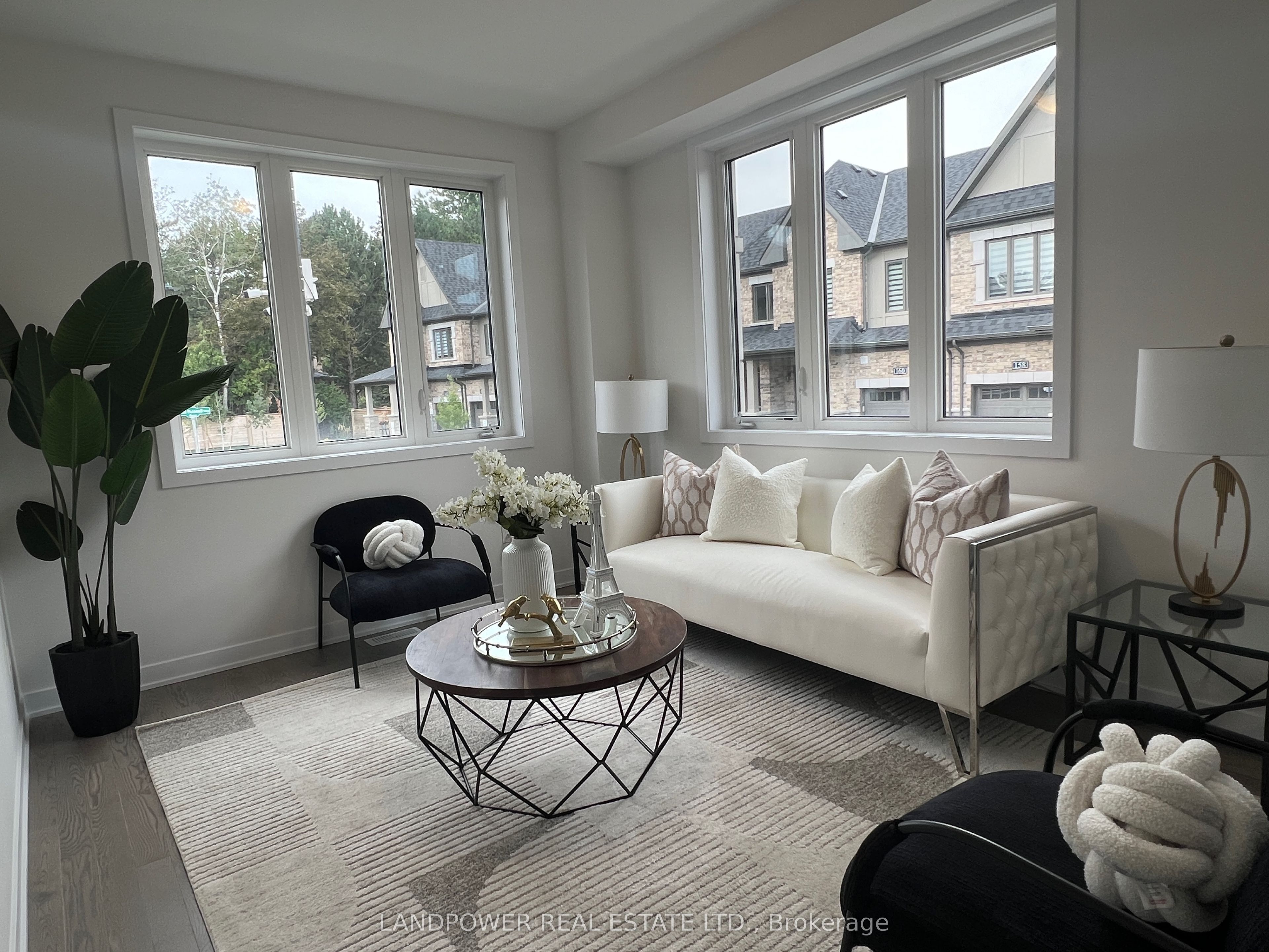 157 Anna Russell Way Property Photo 17