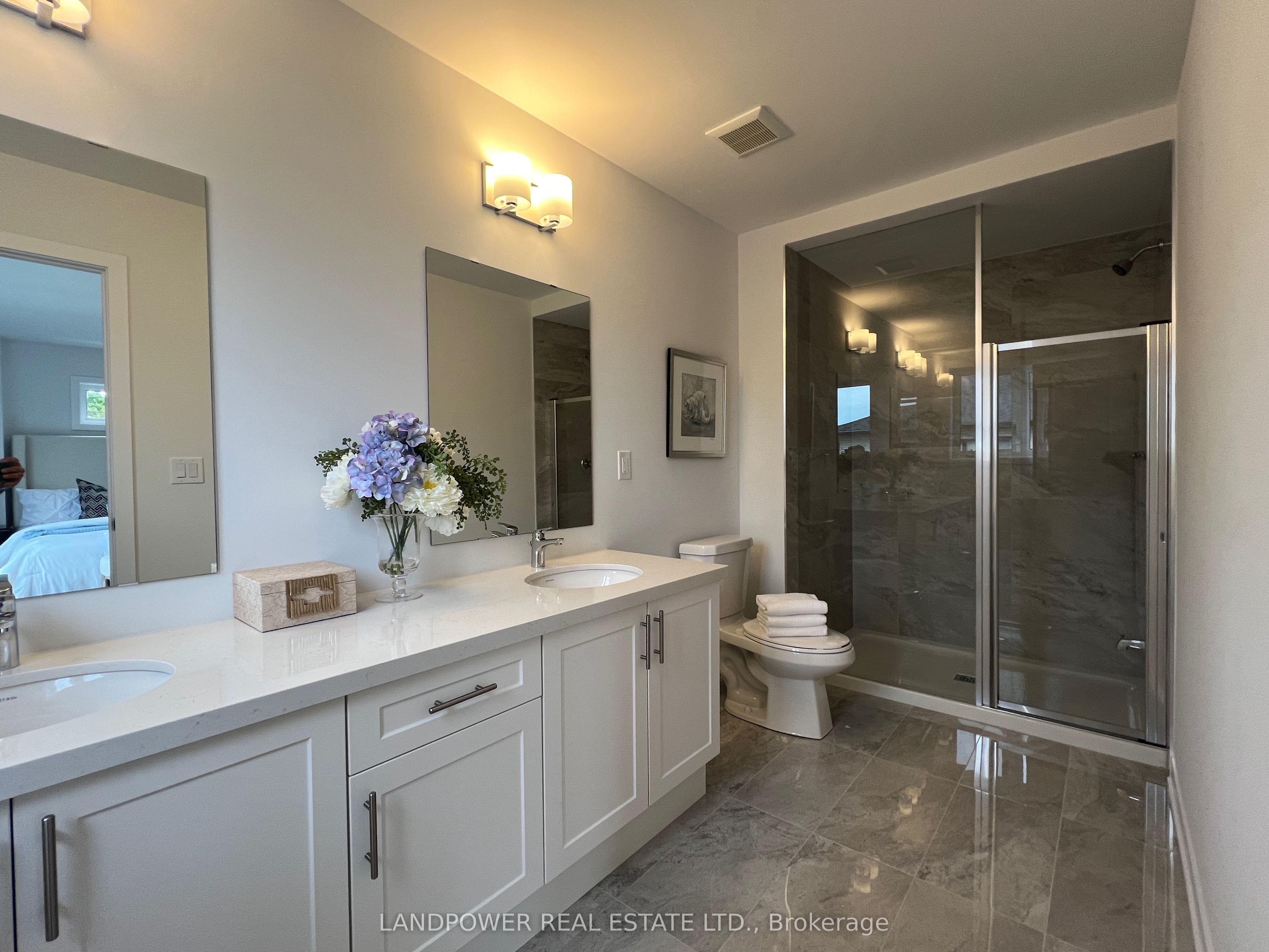 157 Anna Russell Way Property Photo 29