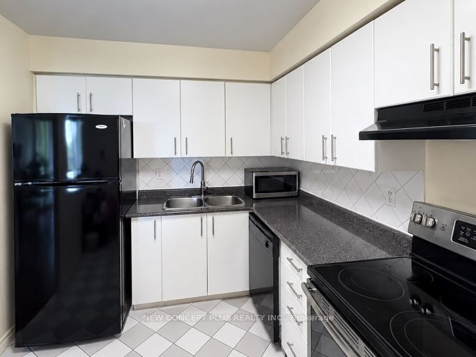 91 Townsgate Drive 506 Property Photo 5