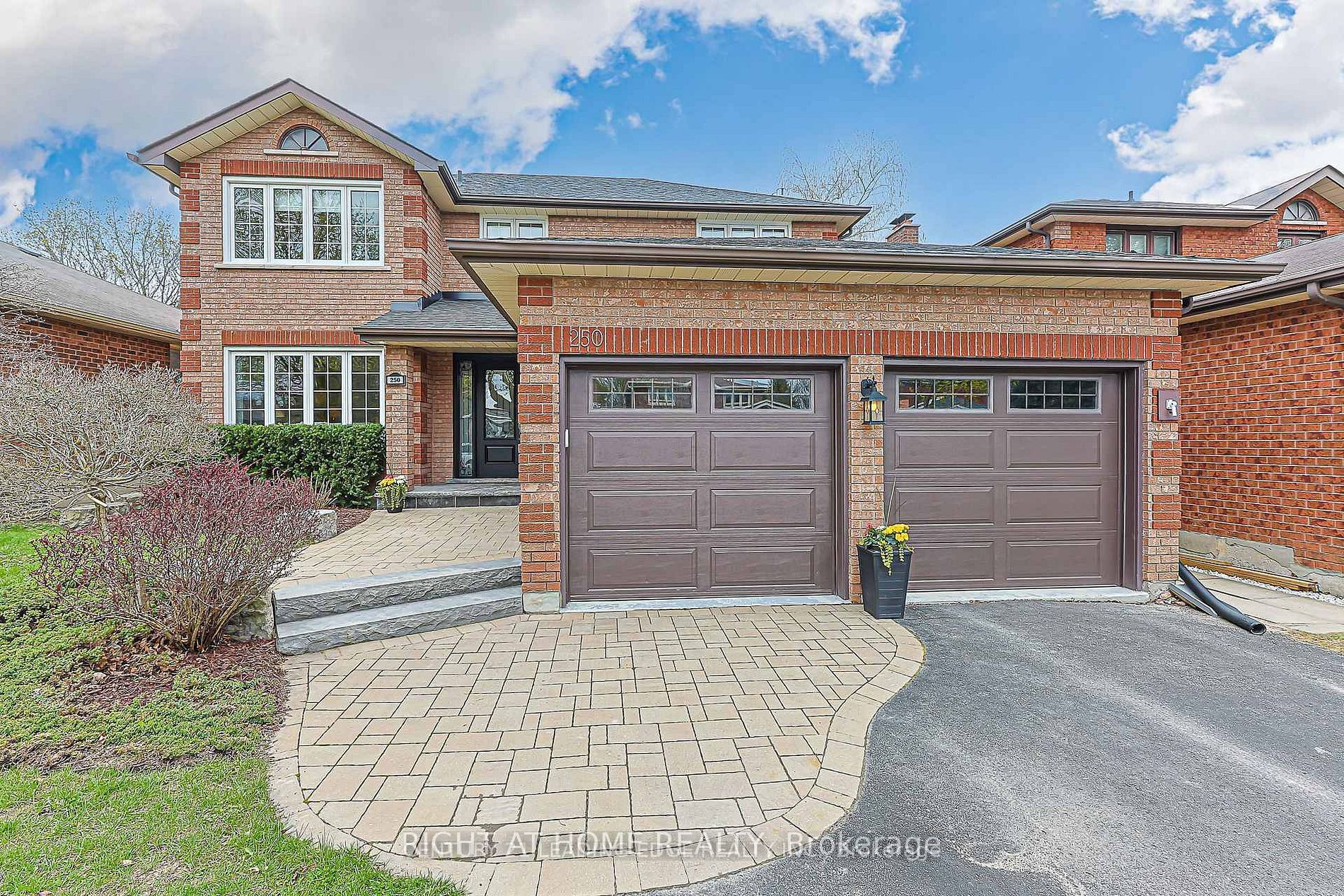 250 Hemlock Drive Property Photo 1