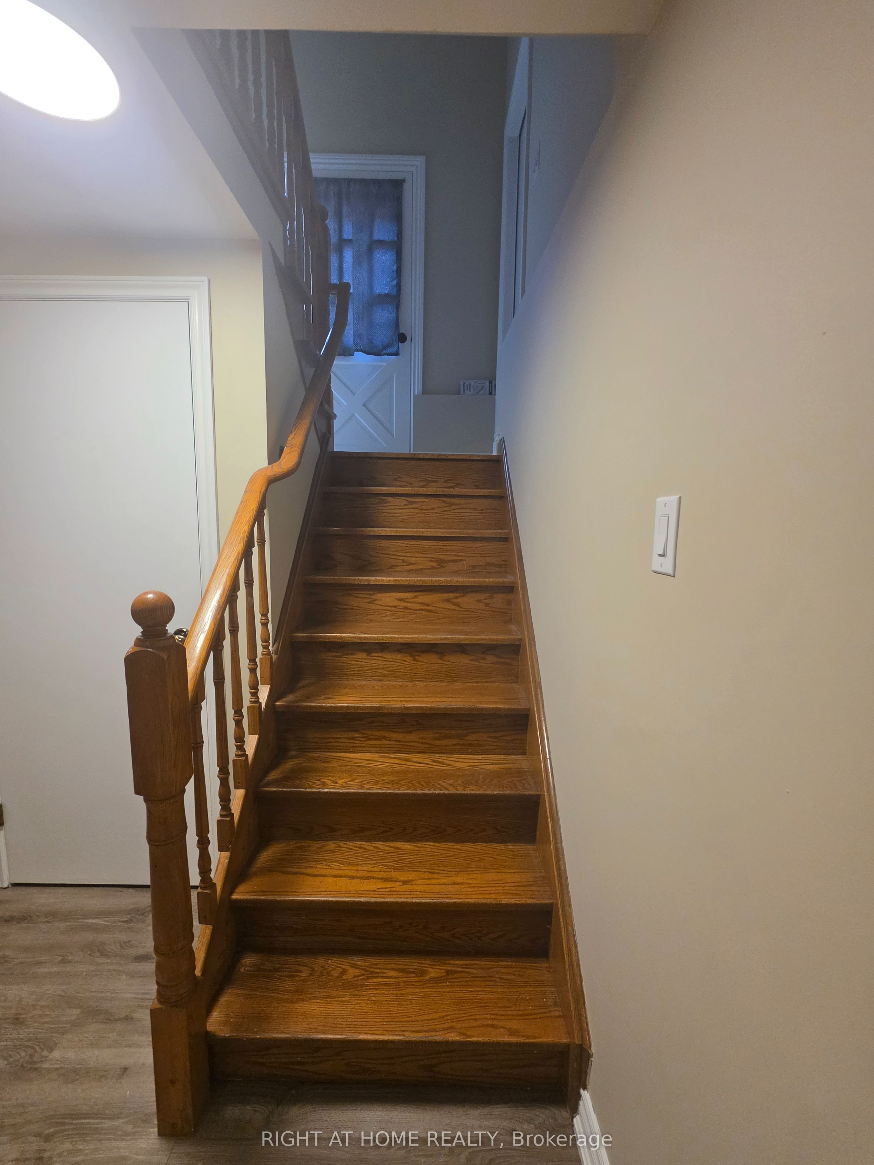 250 Hemlock Drive Property Photo 7