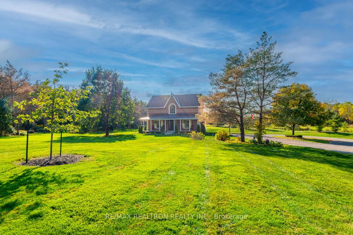 16450 Weston Road Property Photo 2