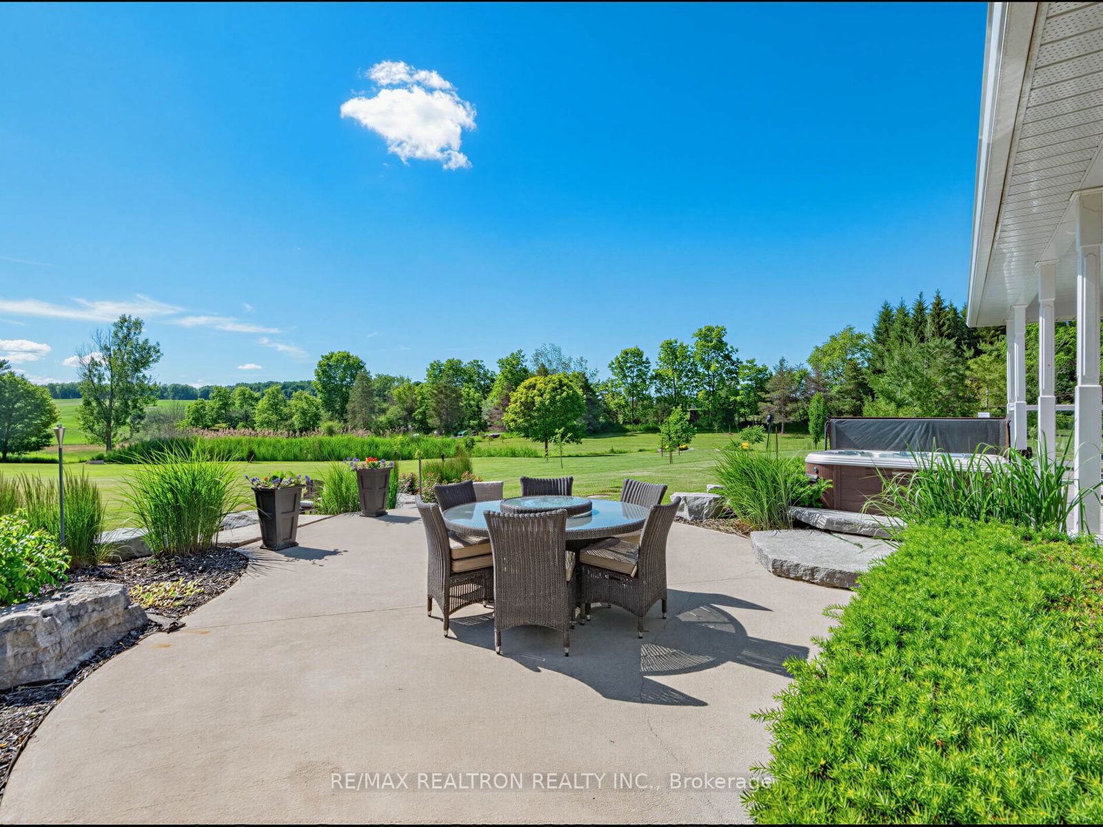 16450 Weston Road Property Photo 11