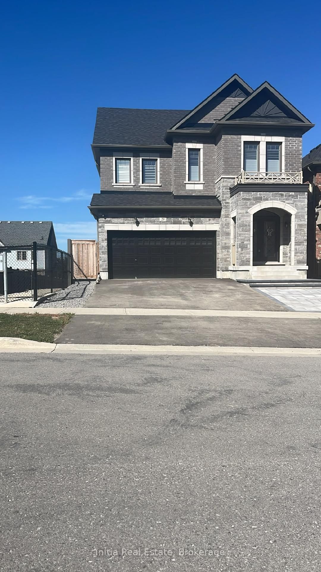 29 Janes Crescent Property Photo 1