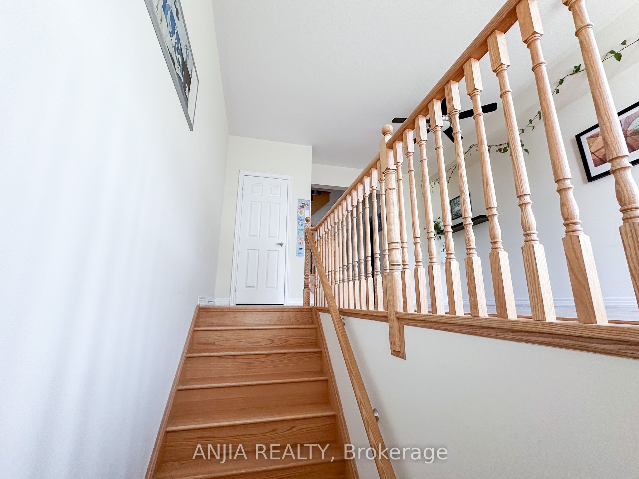 16 Weidman Lane Property Photo 4