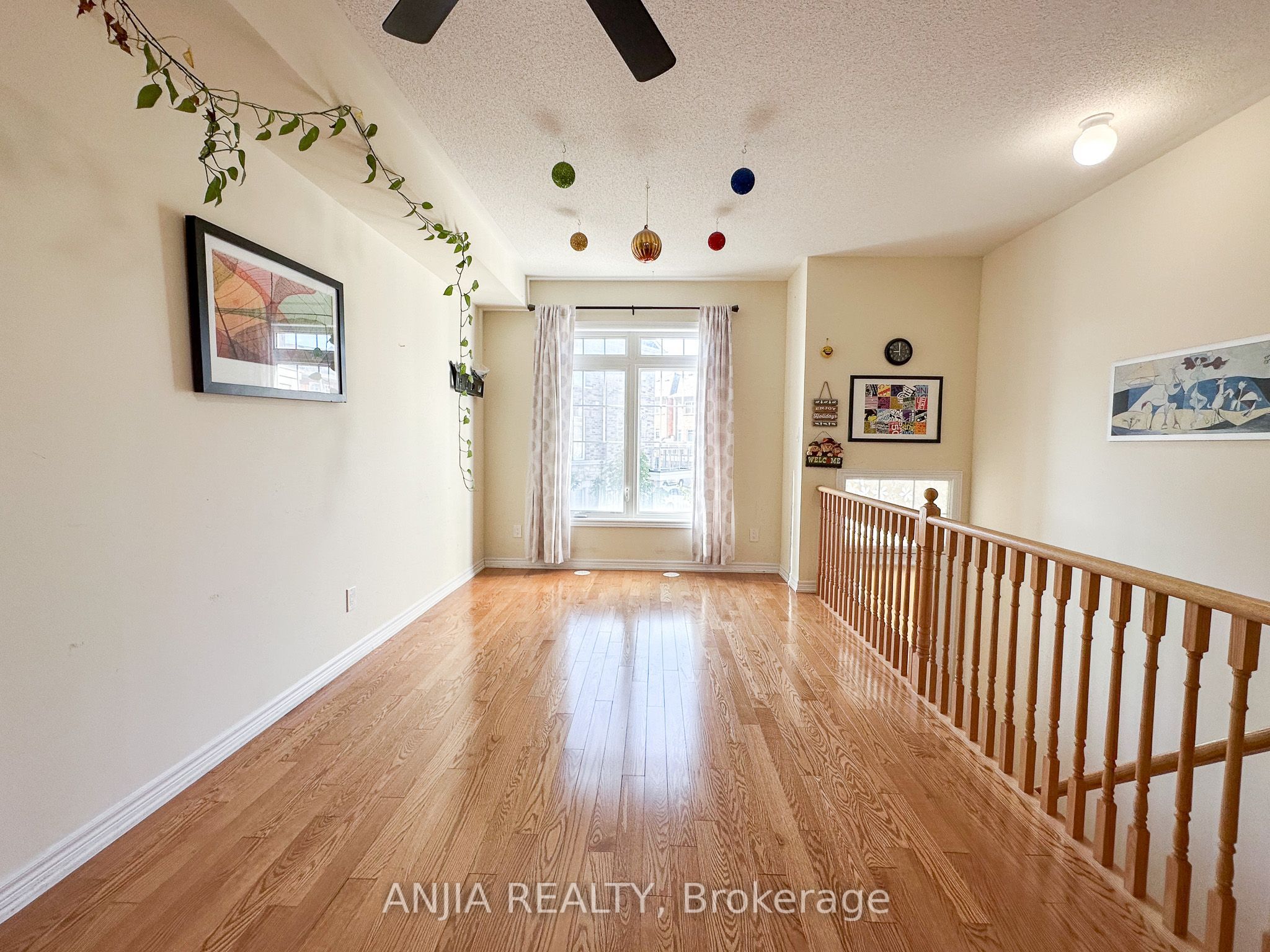 16 Weidman Lane Property Photo 6