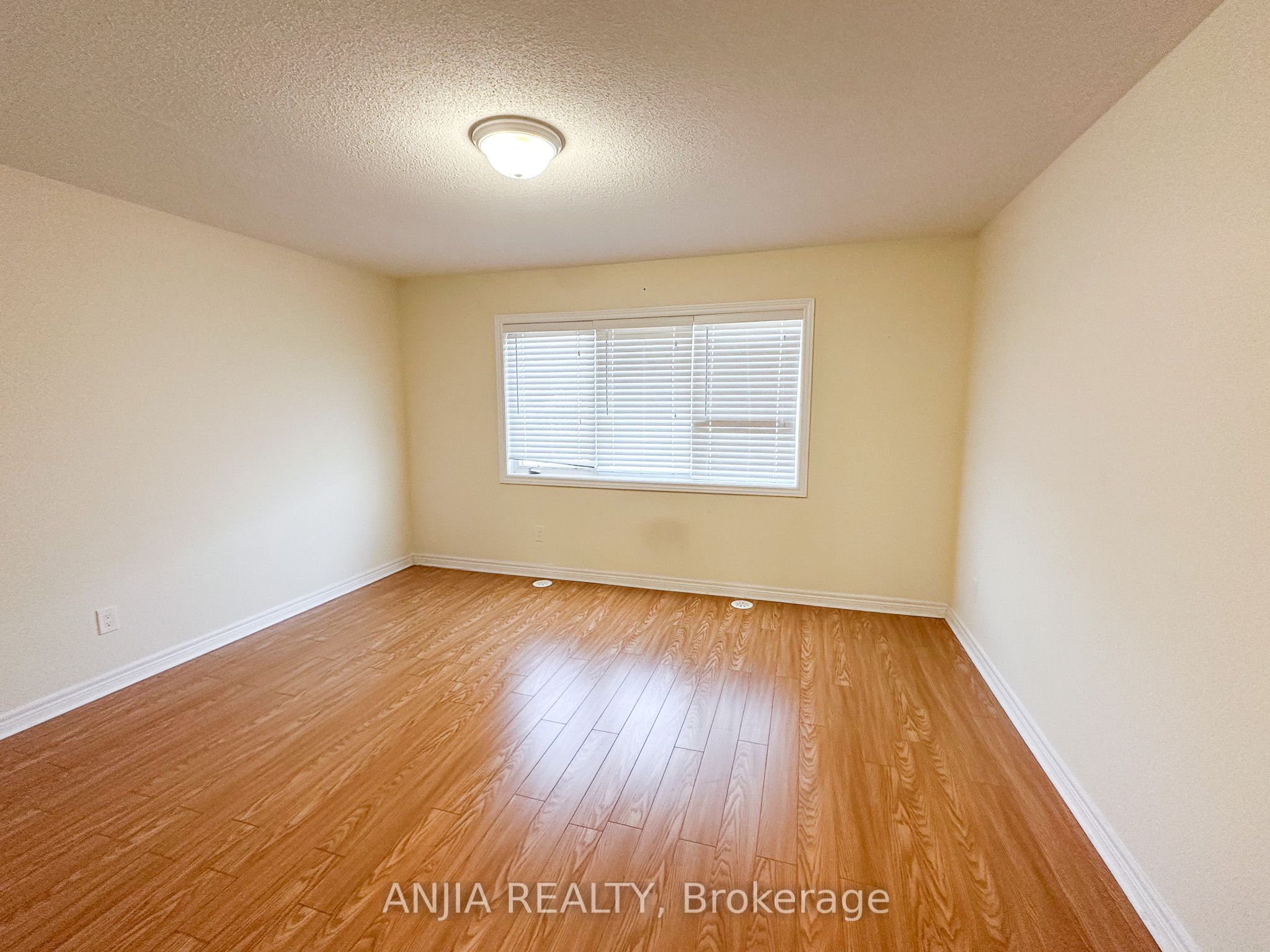 16 Weidman Lane Property Photo 15