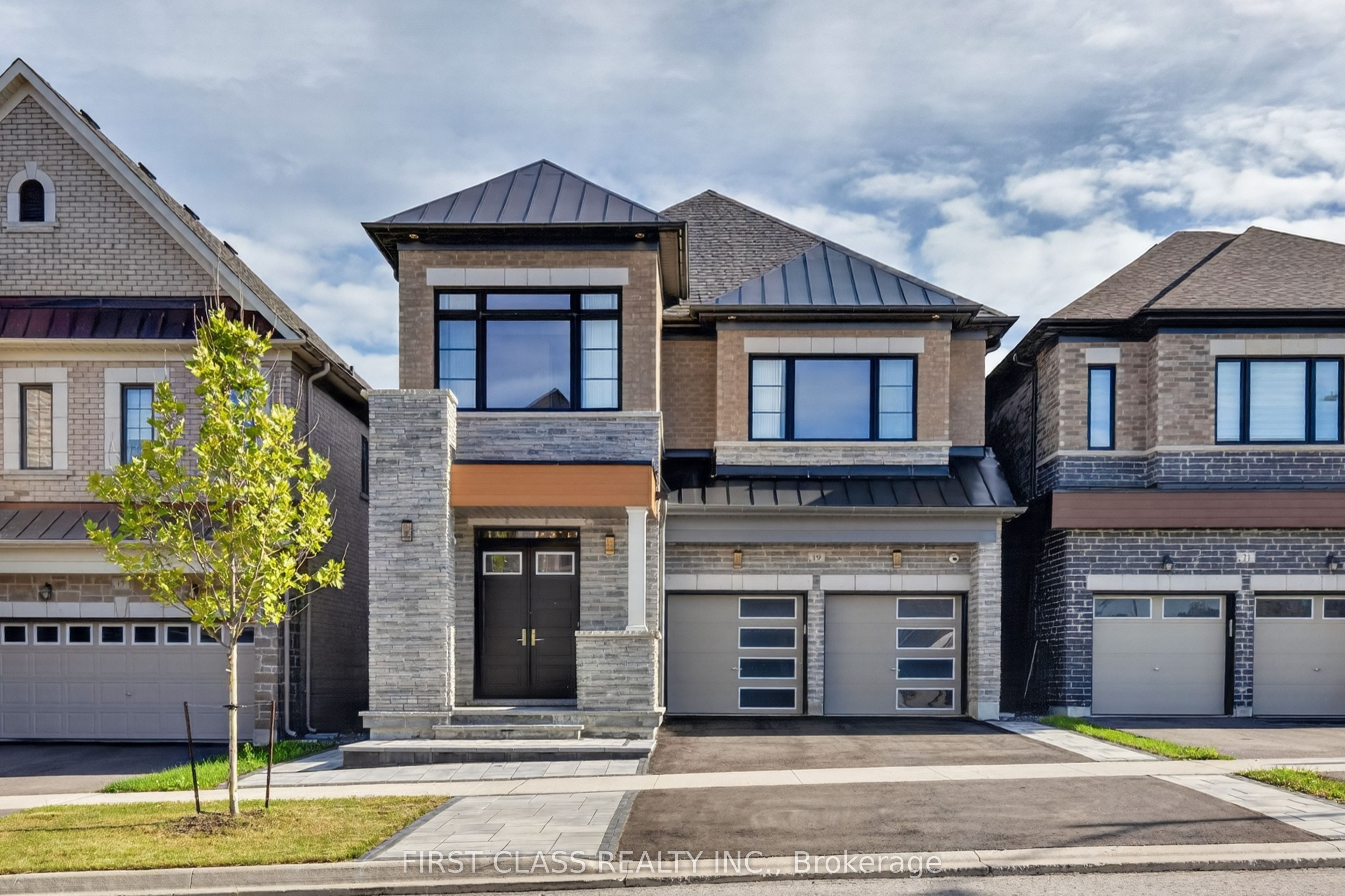 19 William Logan Drive Property Photo 1