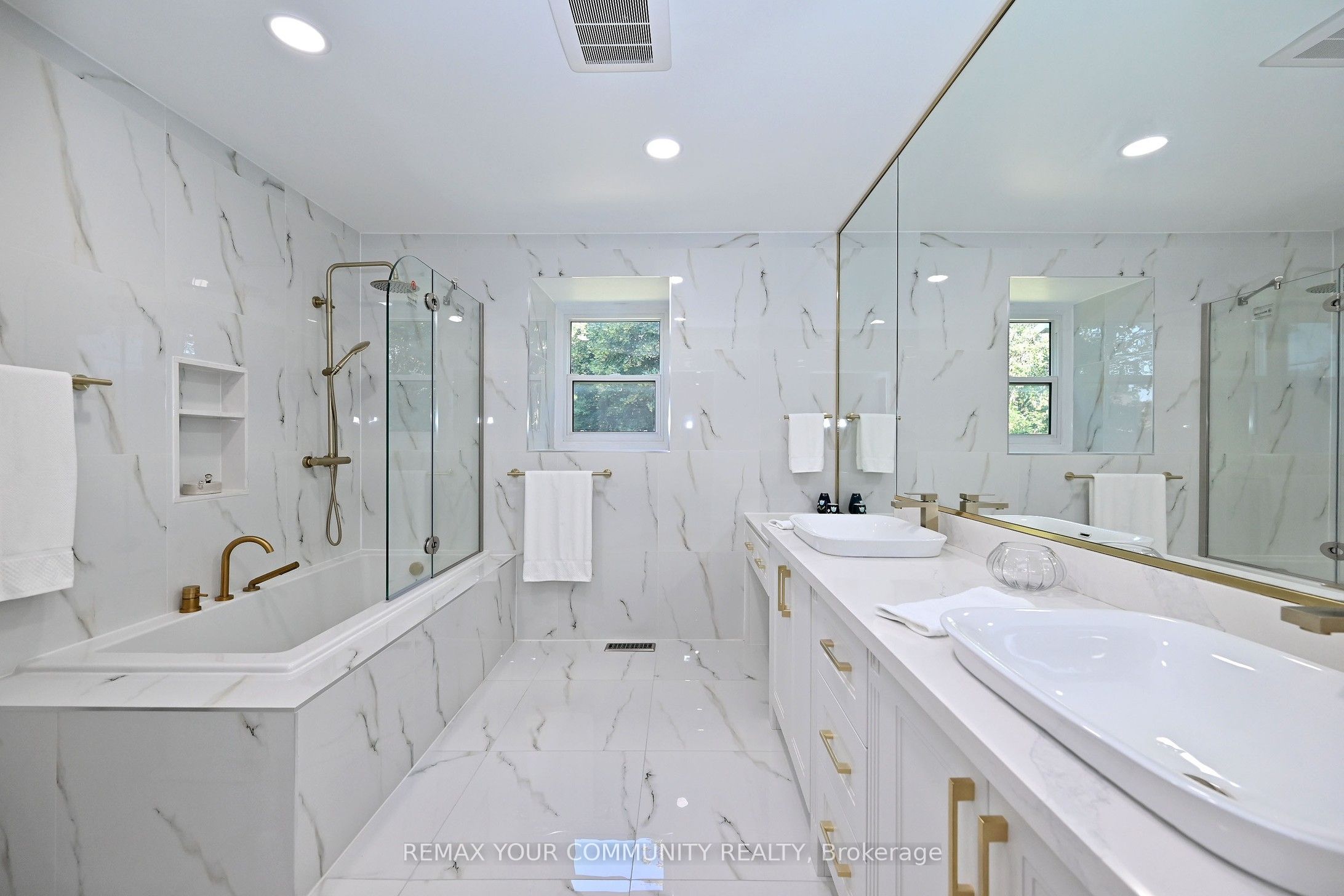 88 Cambridge Crescent Property Photo 38