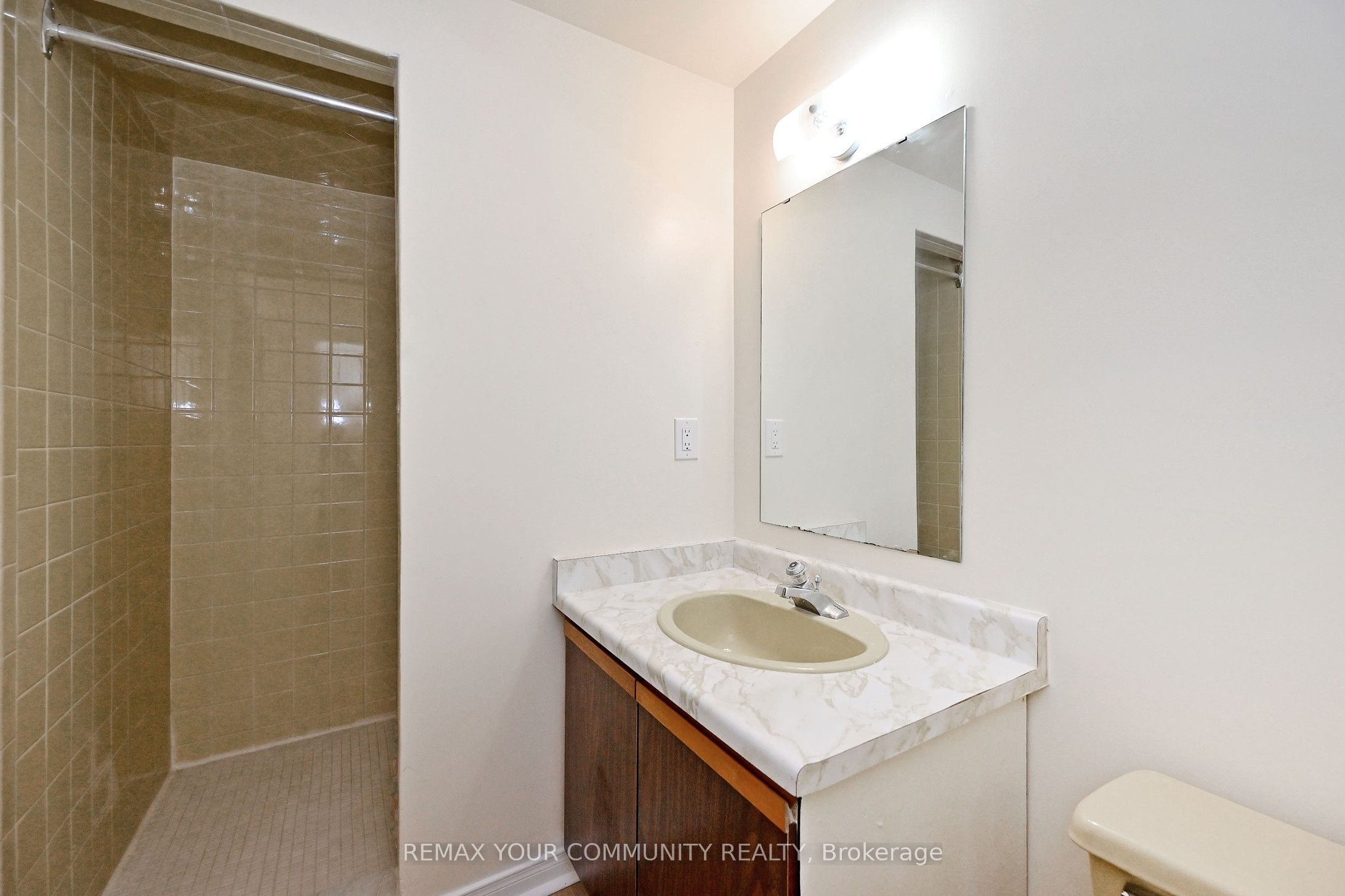 88 Cambridge Crescent Property Photo 41