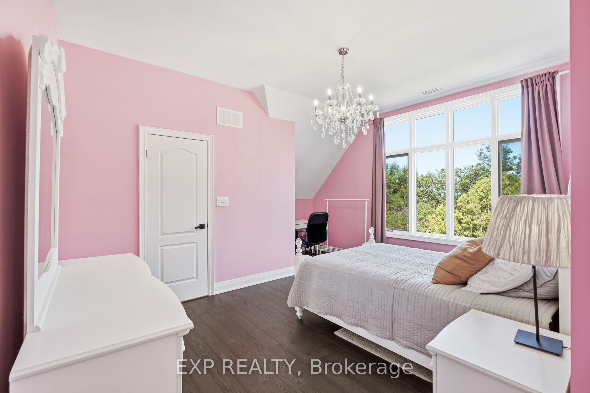 1785 Davis Drive W Property Photo 23
