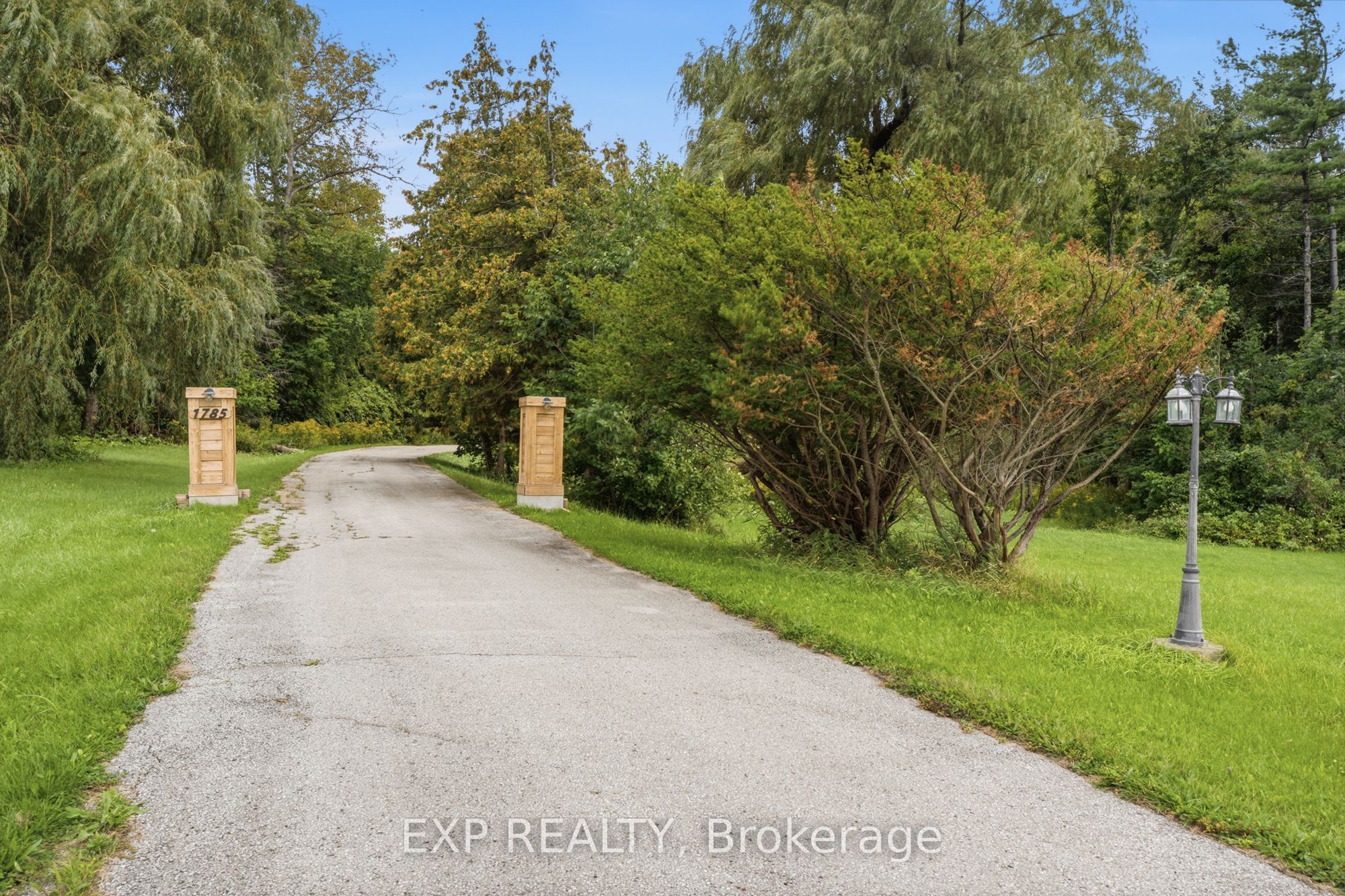 1785 Davis Drive W Property Photo 39
