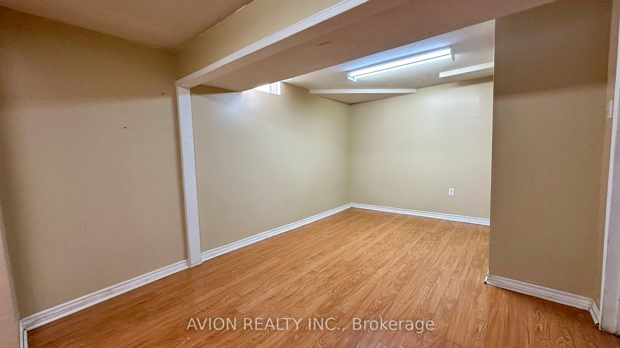7 Fairty Drive (basement Apartment) Property Photo 9