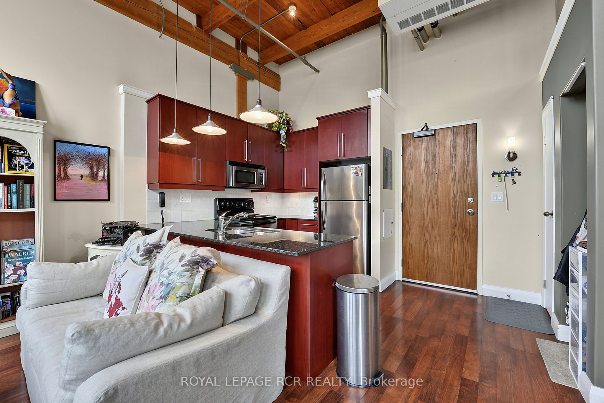 543 Timothy Street 207 Property Photo 7