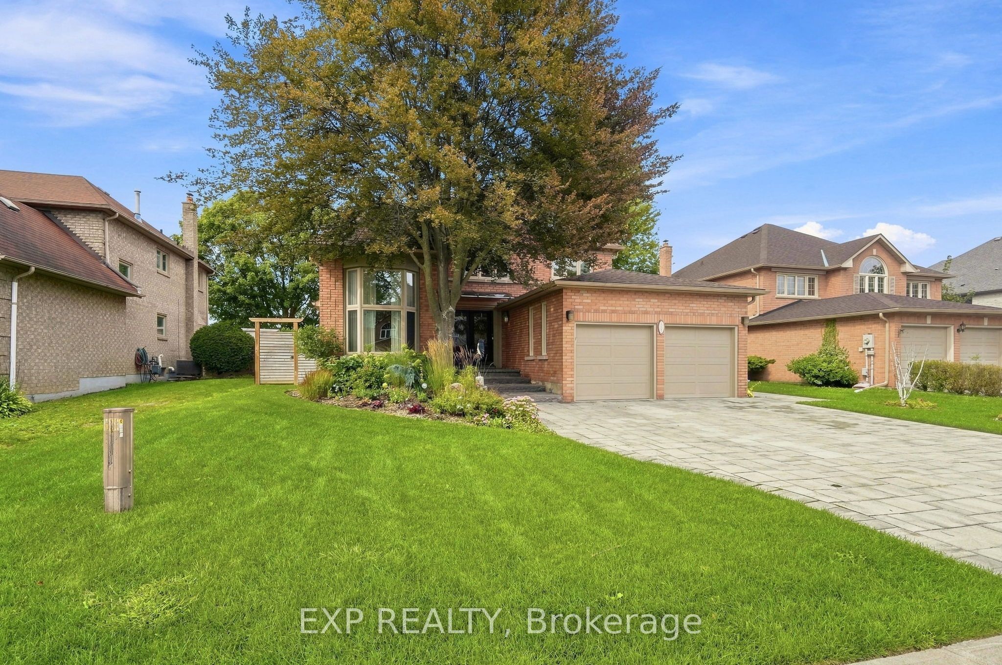 655 Culler Mews Property Photo 2