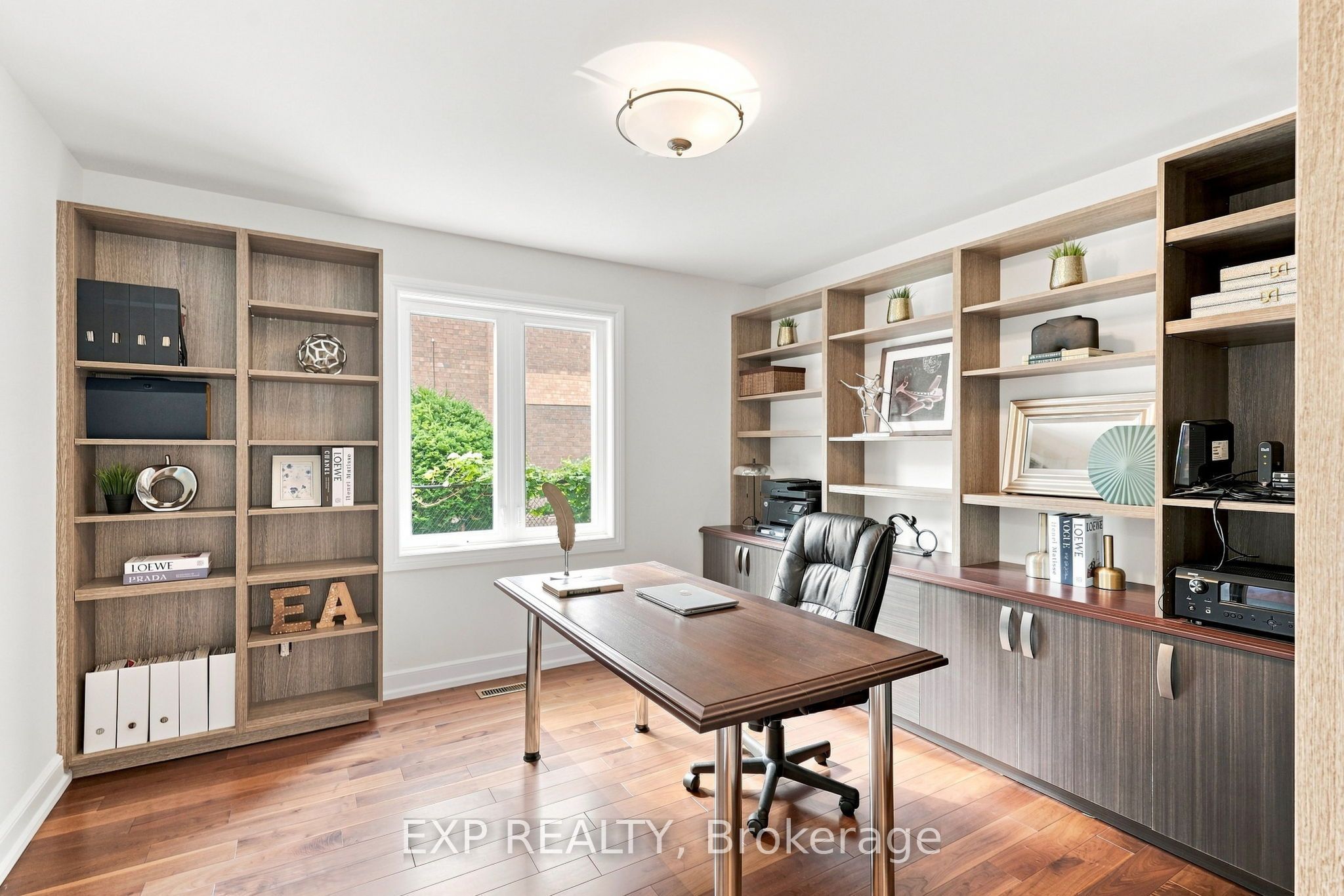 655 Culler Mews Property Photo 10