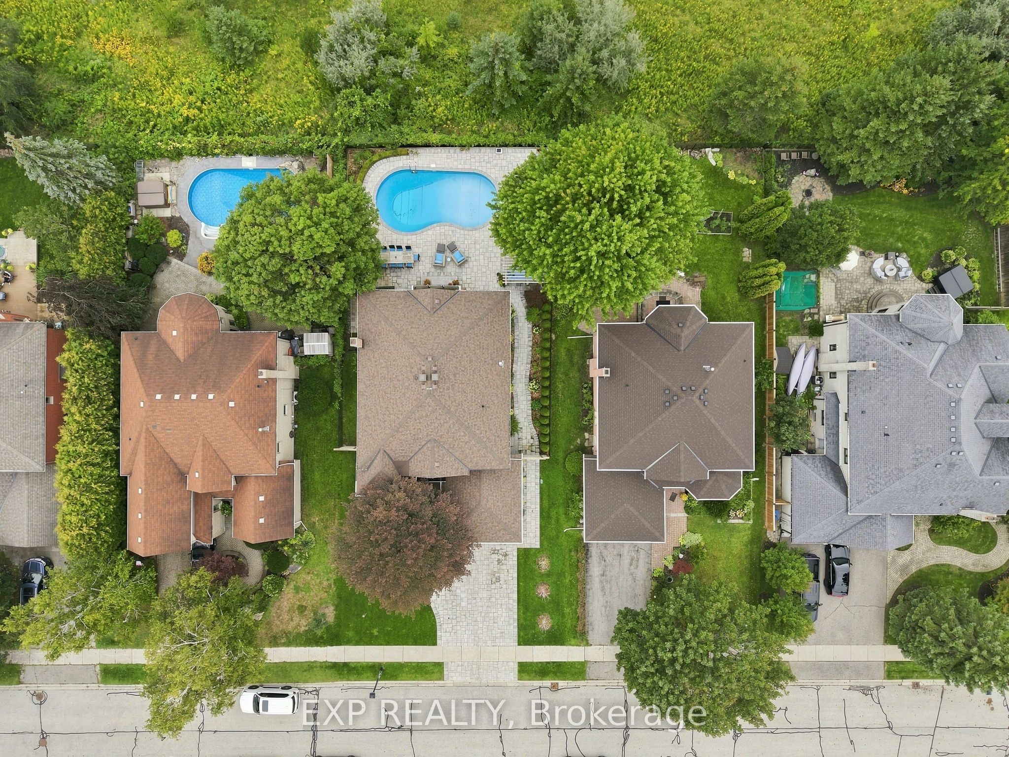 655 Culler Mews Property Photo 43