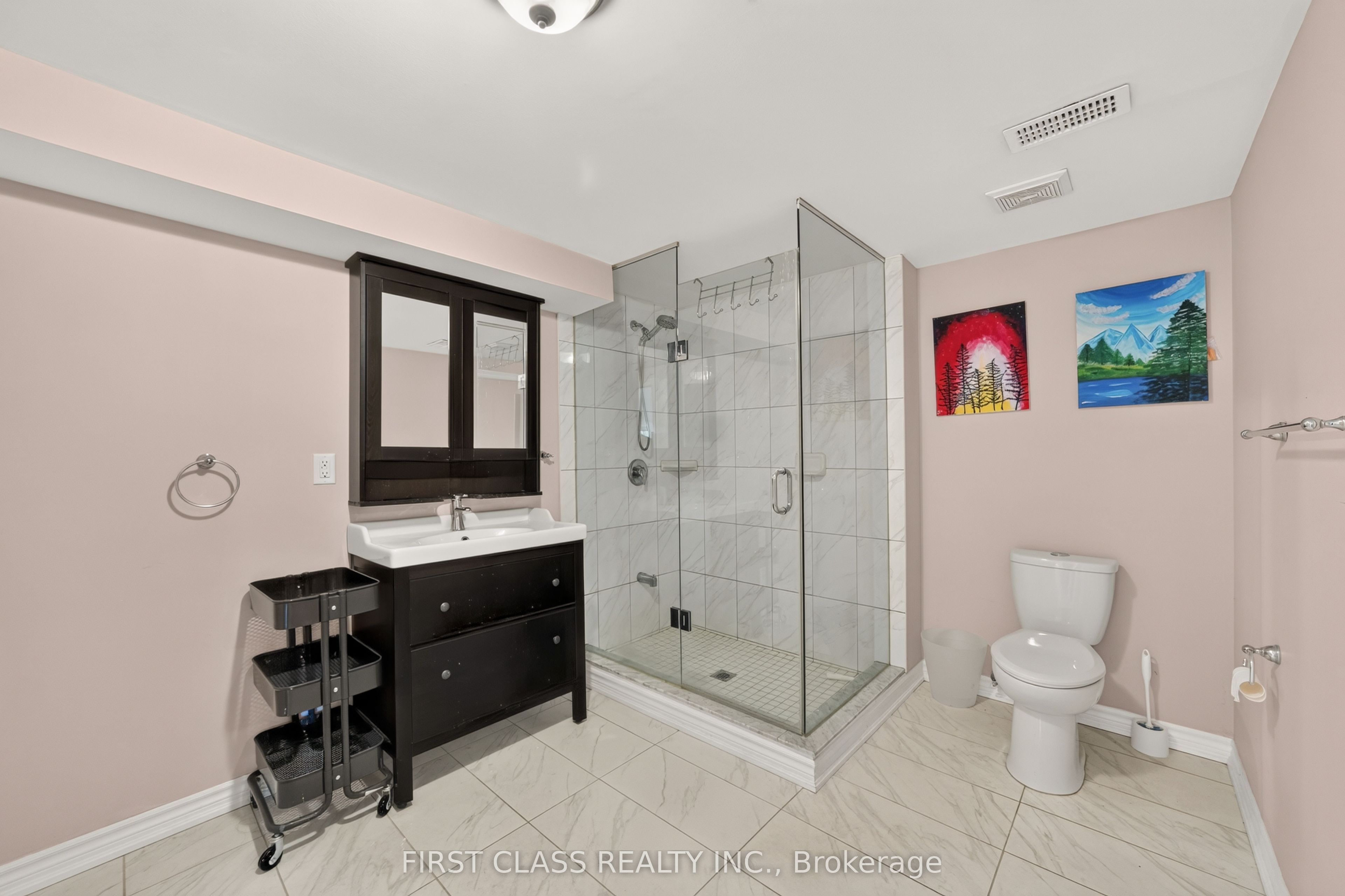 23 Lady Karen Crescent Property Photo 41