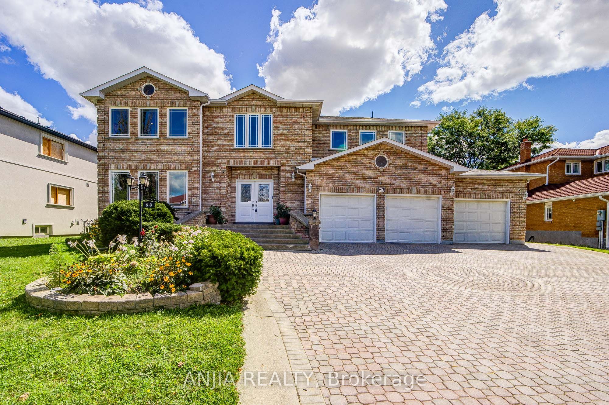 63 Beckenridge Drive