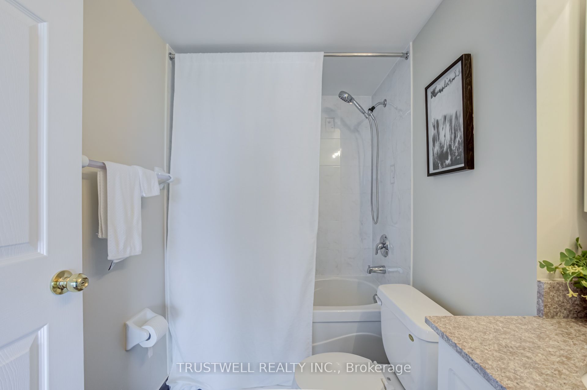 185 Oneida Crescent 808 Property Photo 45