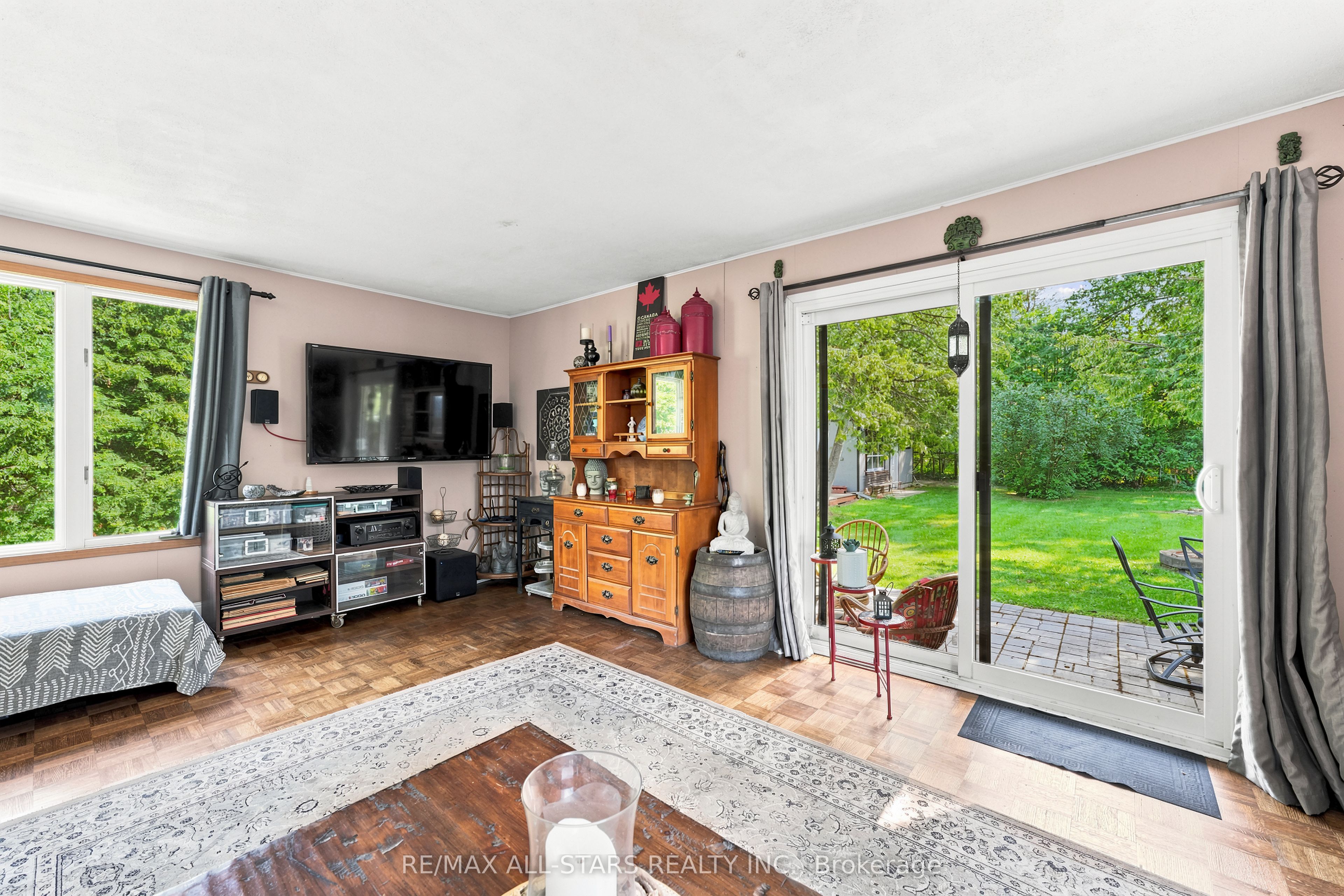 55 Linda Road Property Photo 12