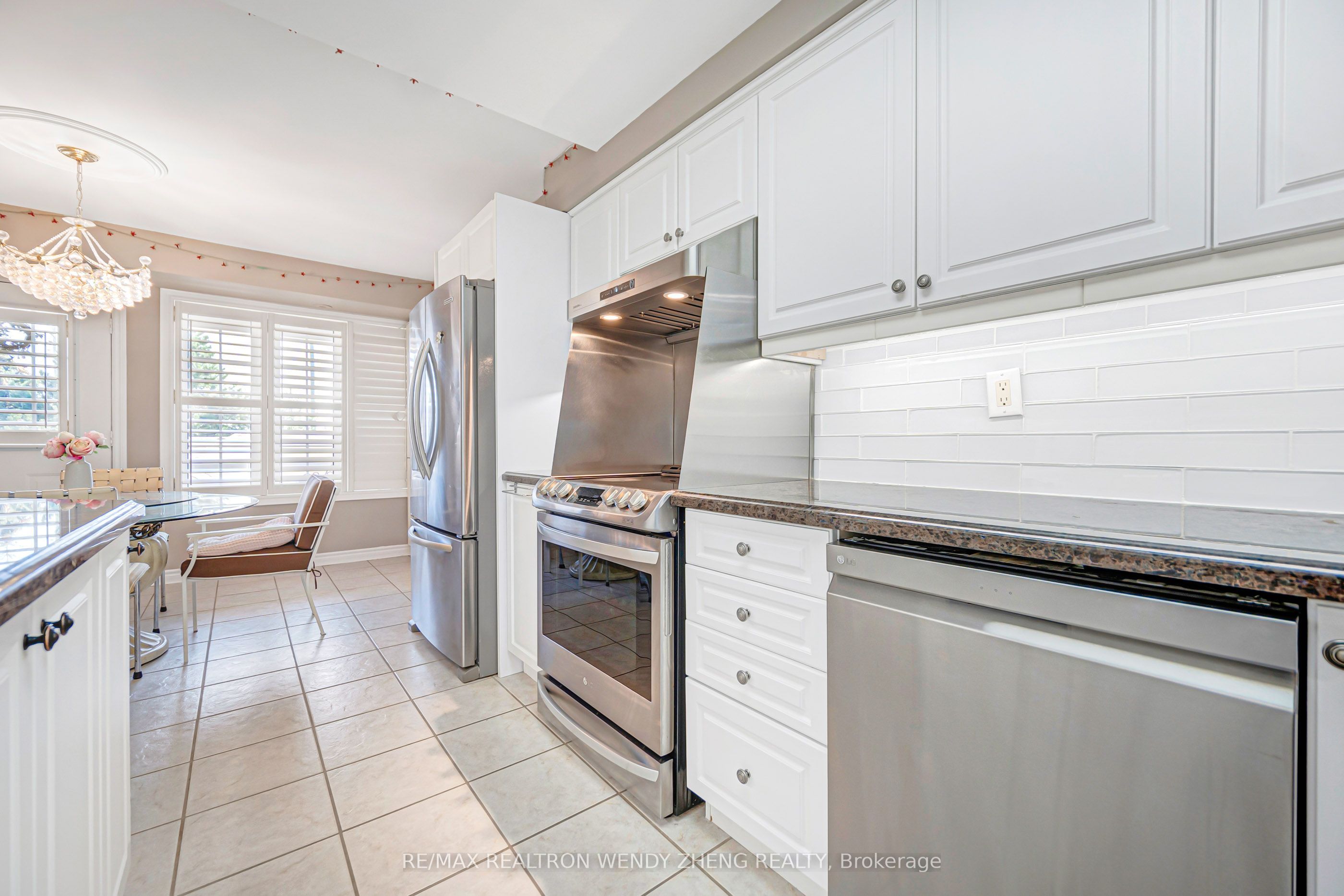 520 Silken Laumann Drive 21 Property Photo 18
