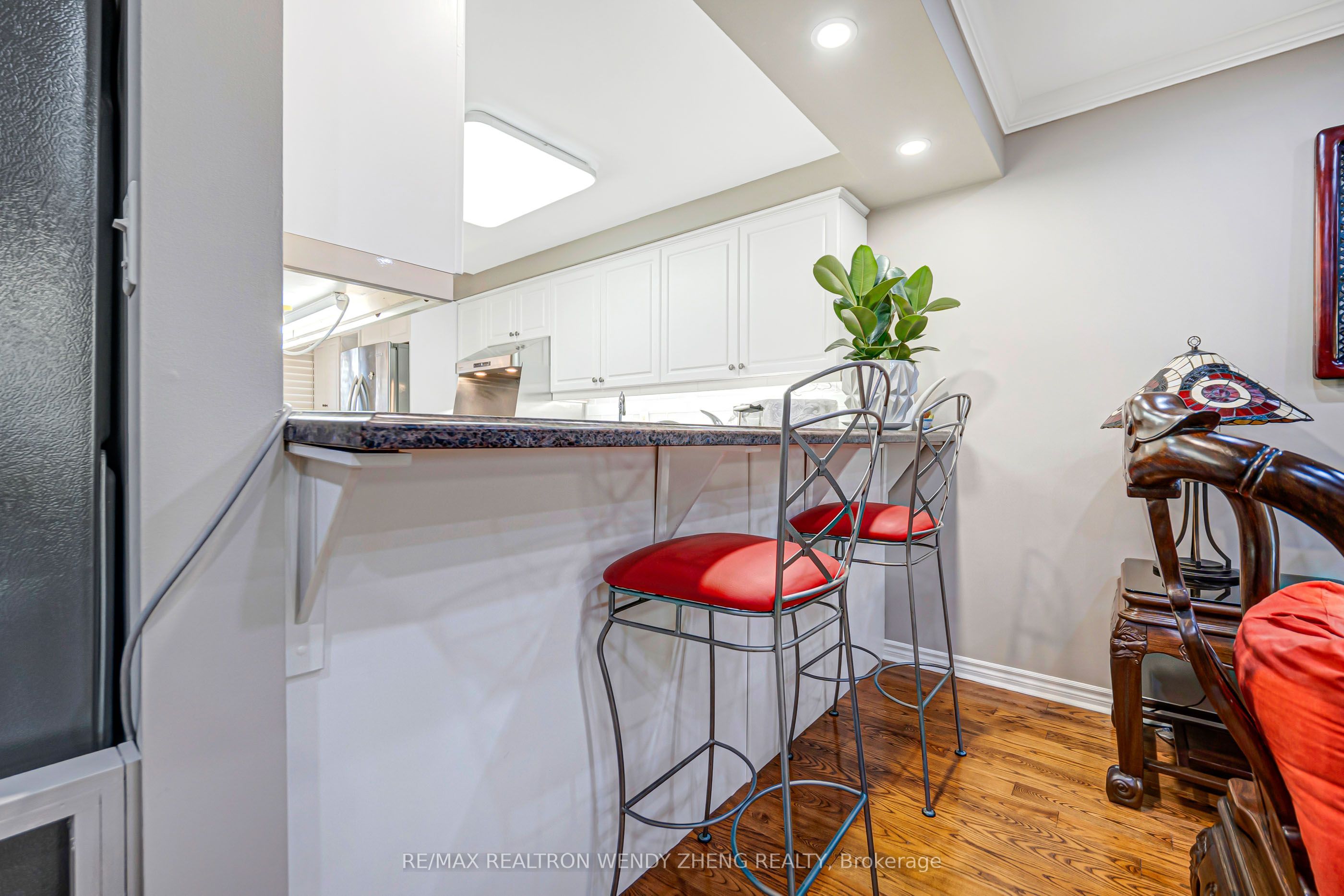 520 Silken Laumann Drive 21 Property Photo 19