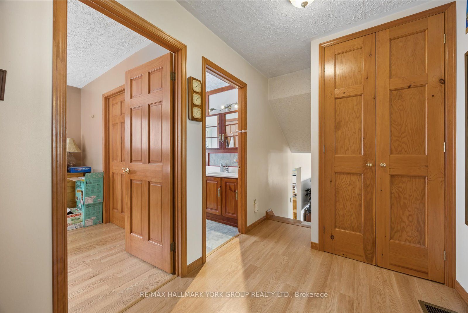 54 North Street Property Photo 8