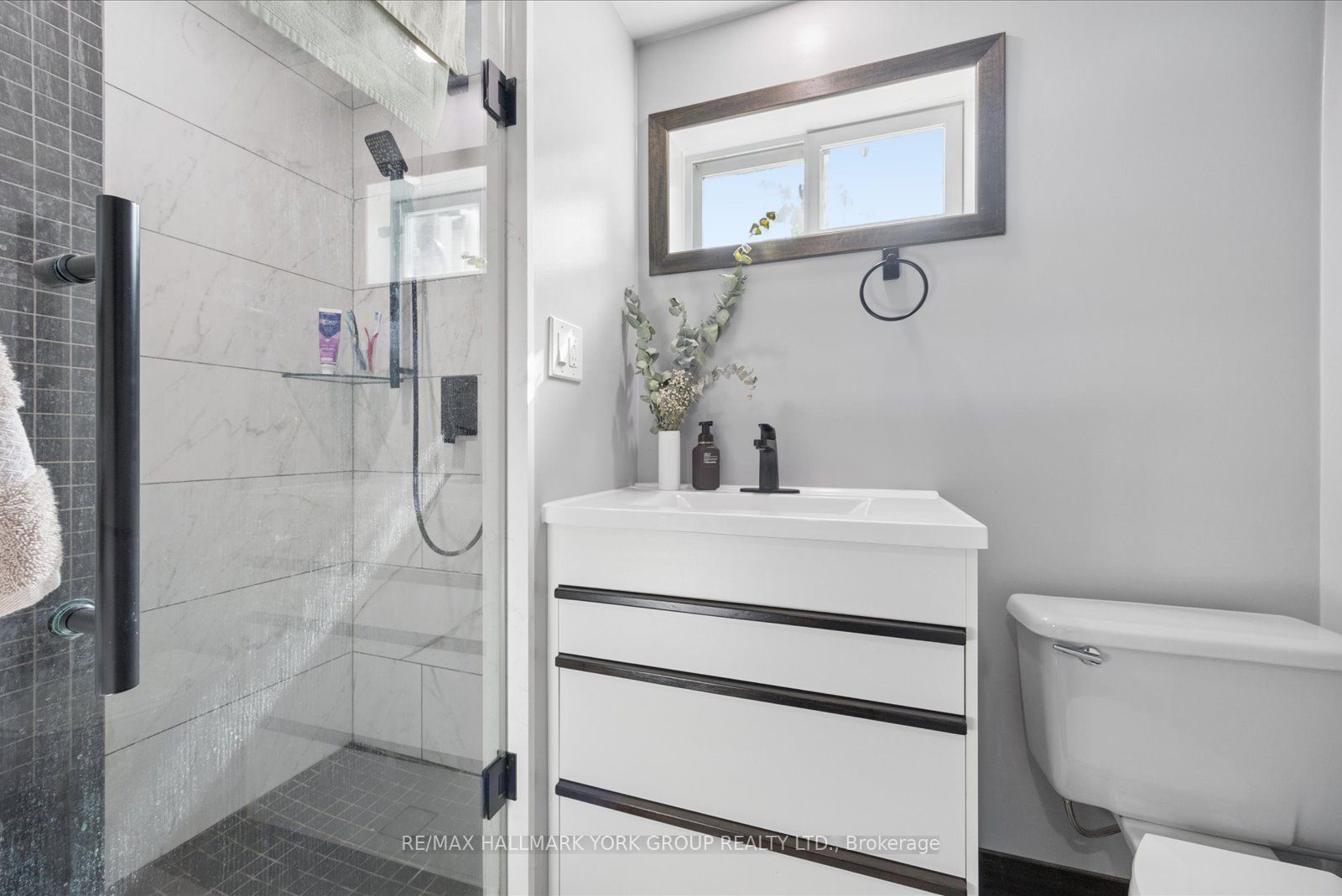 54 North Street Property Photo 16