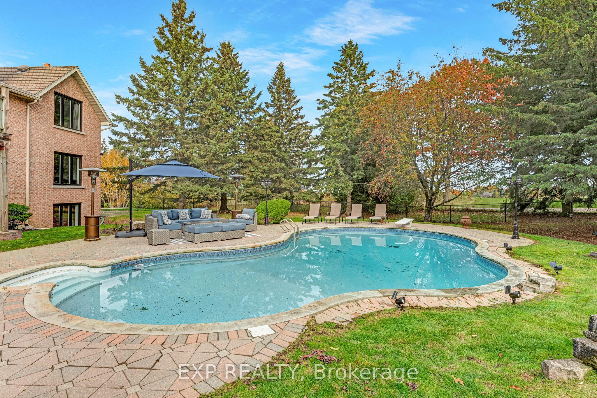15 Jarvis Avenue Property Photo 3