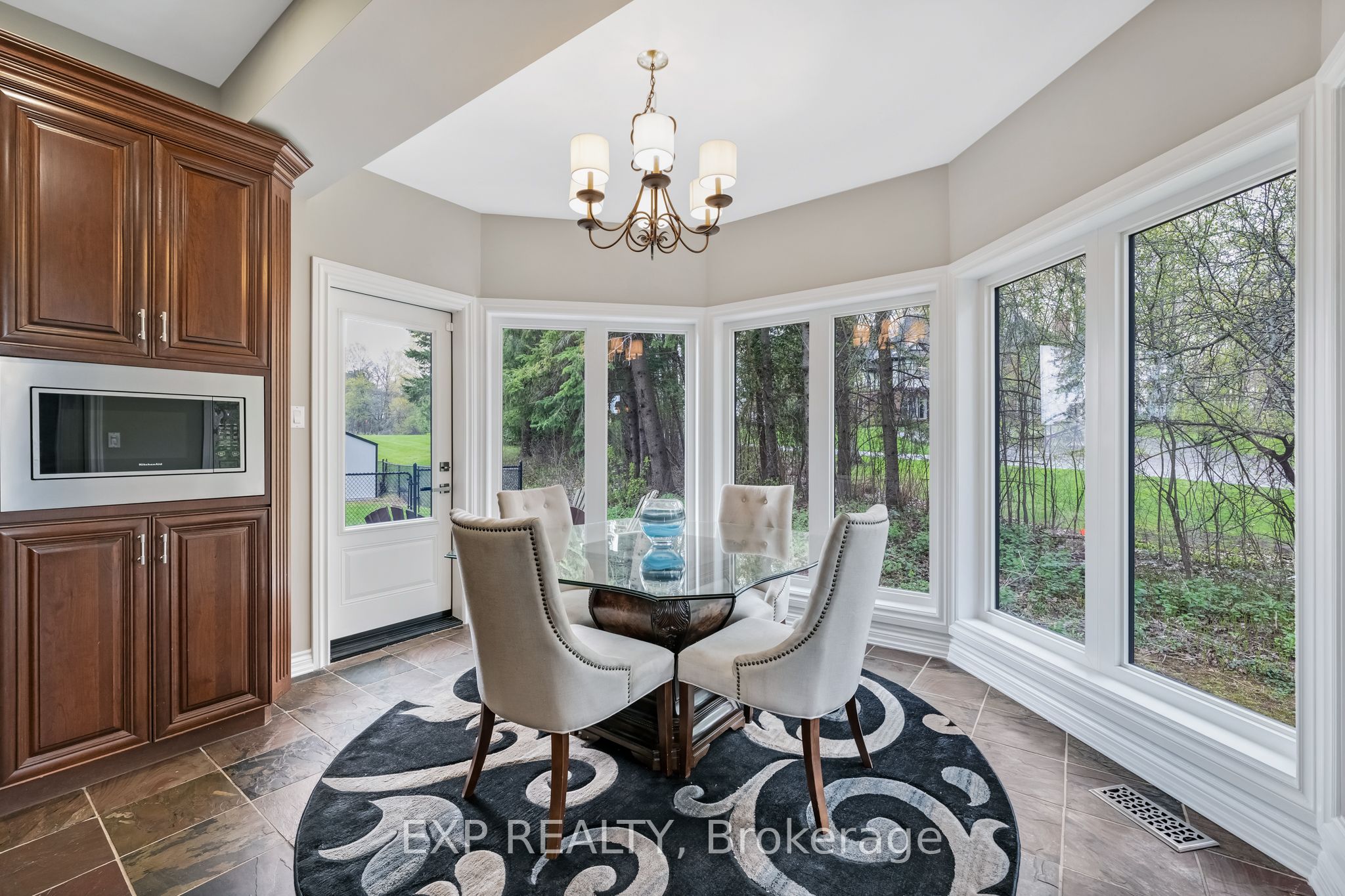 15 Jarvis Avenue Property Photo 11