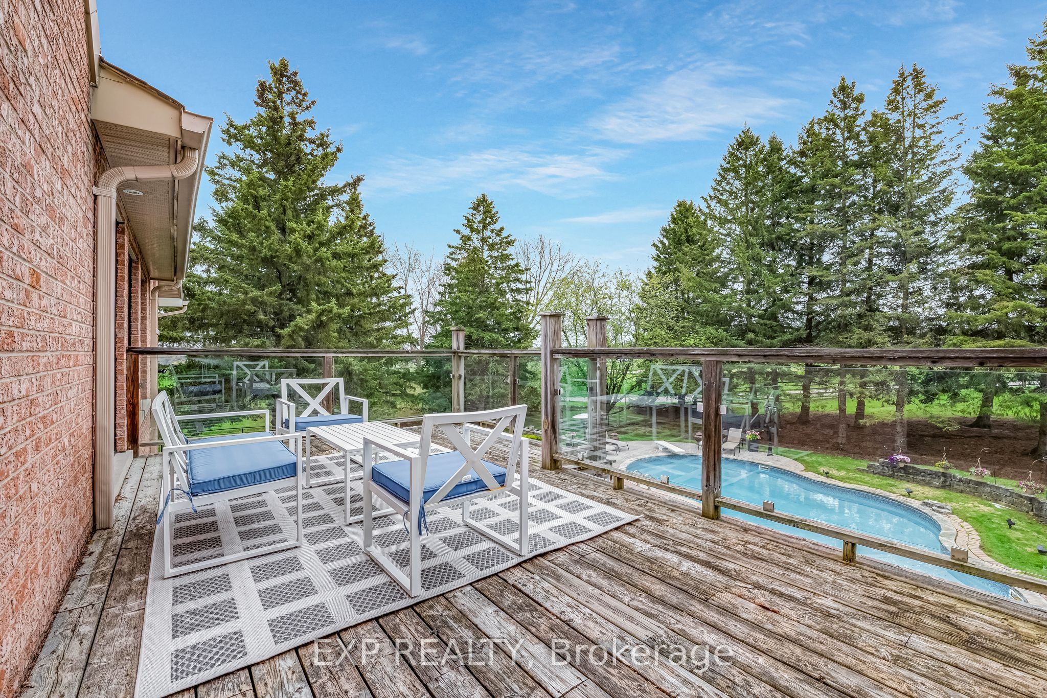 15 Jarvis Avenue Property Photo 14