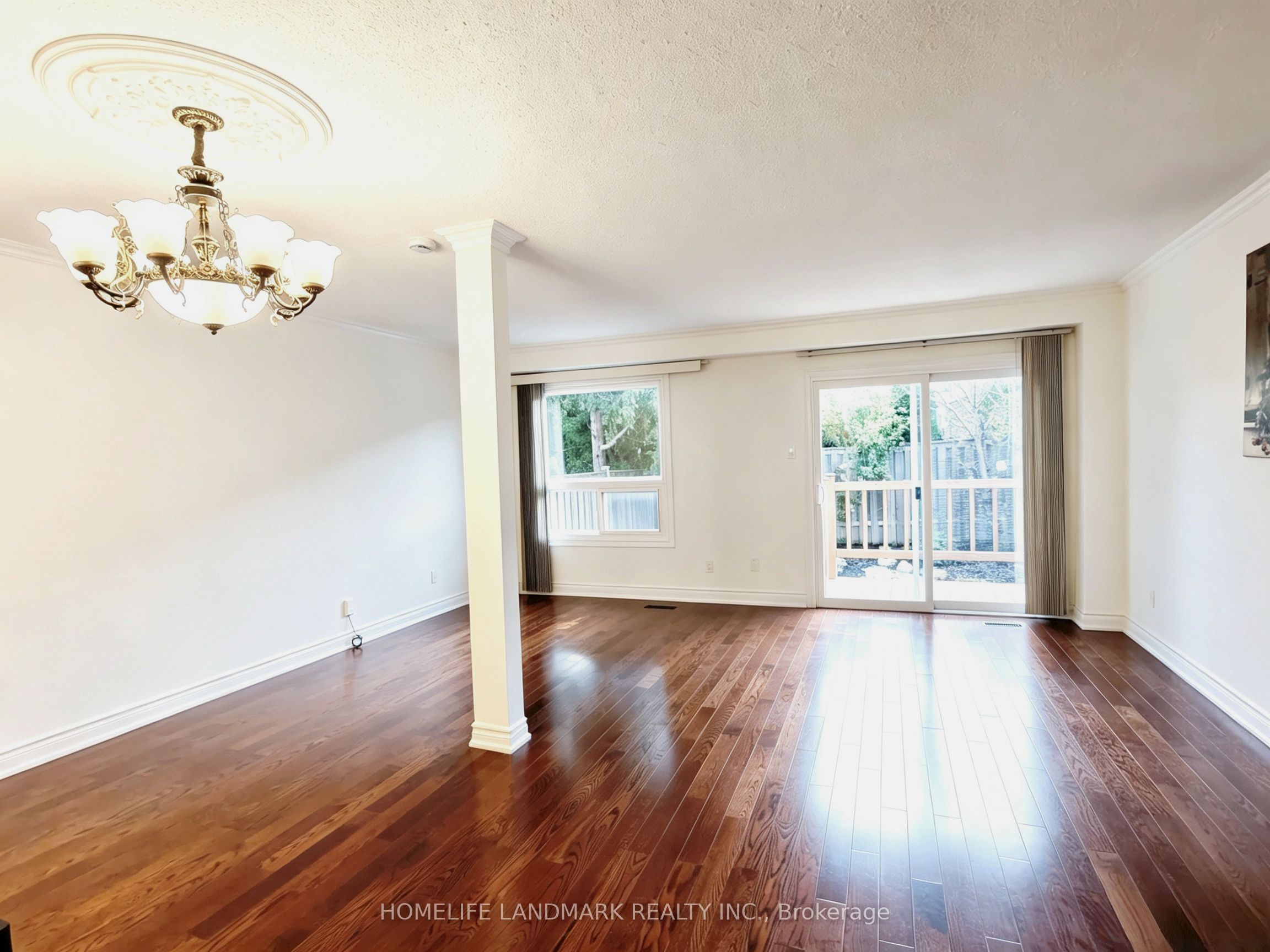 215 Bob O' Link Avenue Property Photo 9