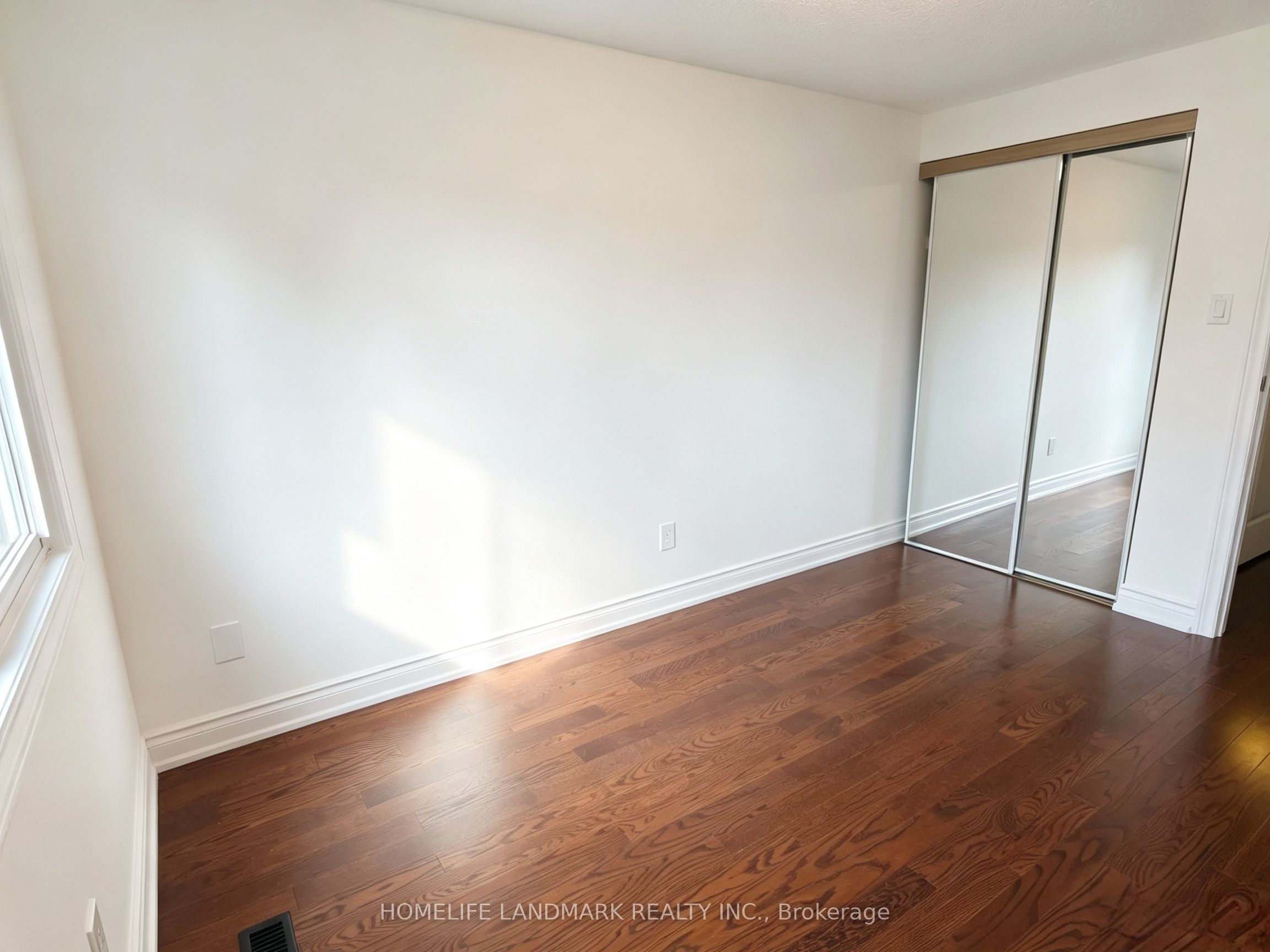 215 Bob O' Link Avenue Property Photo 22