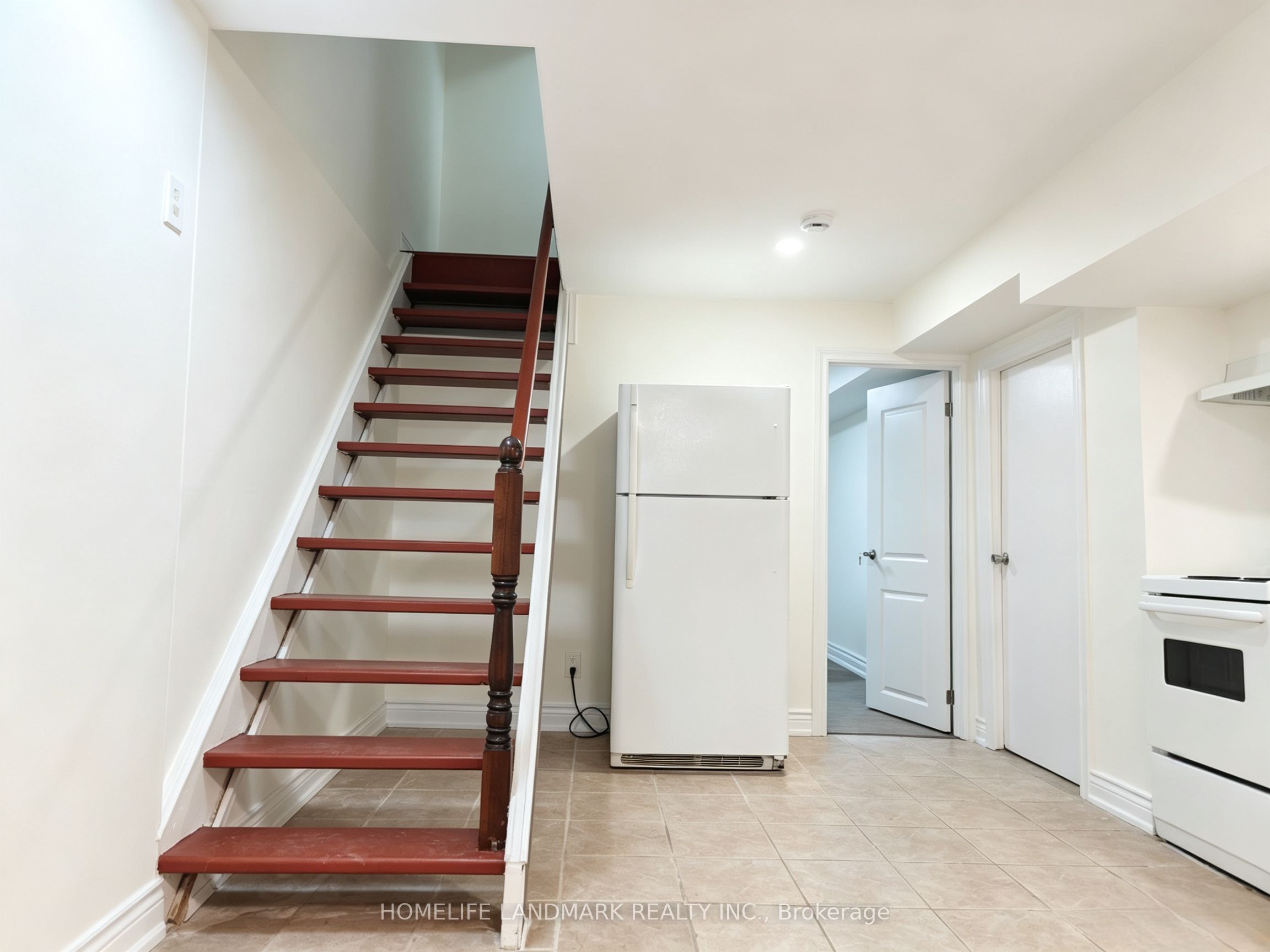 215 Bob O' Link Avenue Property Photo 25