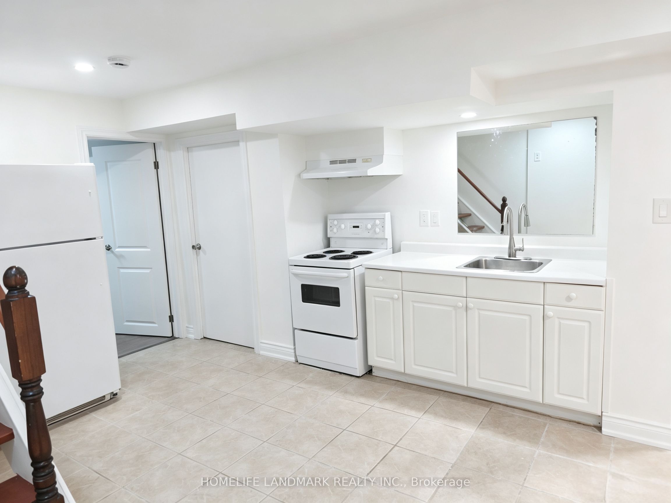 215 Bob O' Link Avenue Property Photo 26