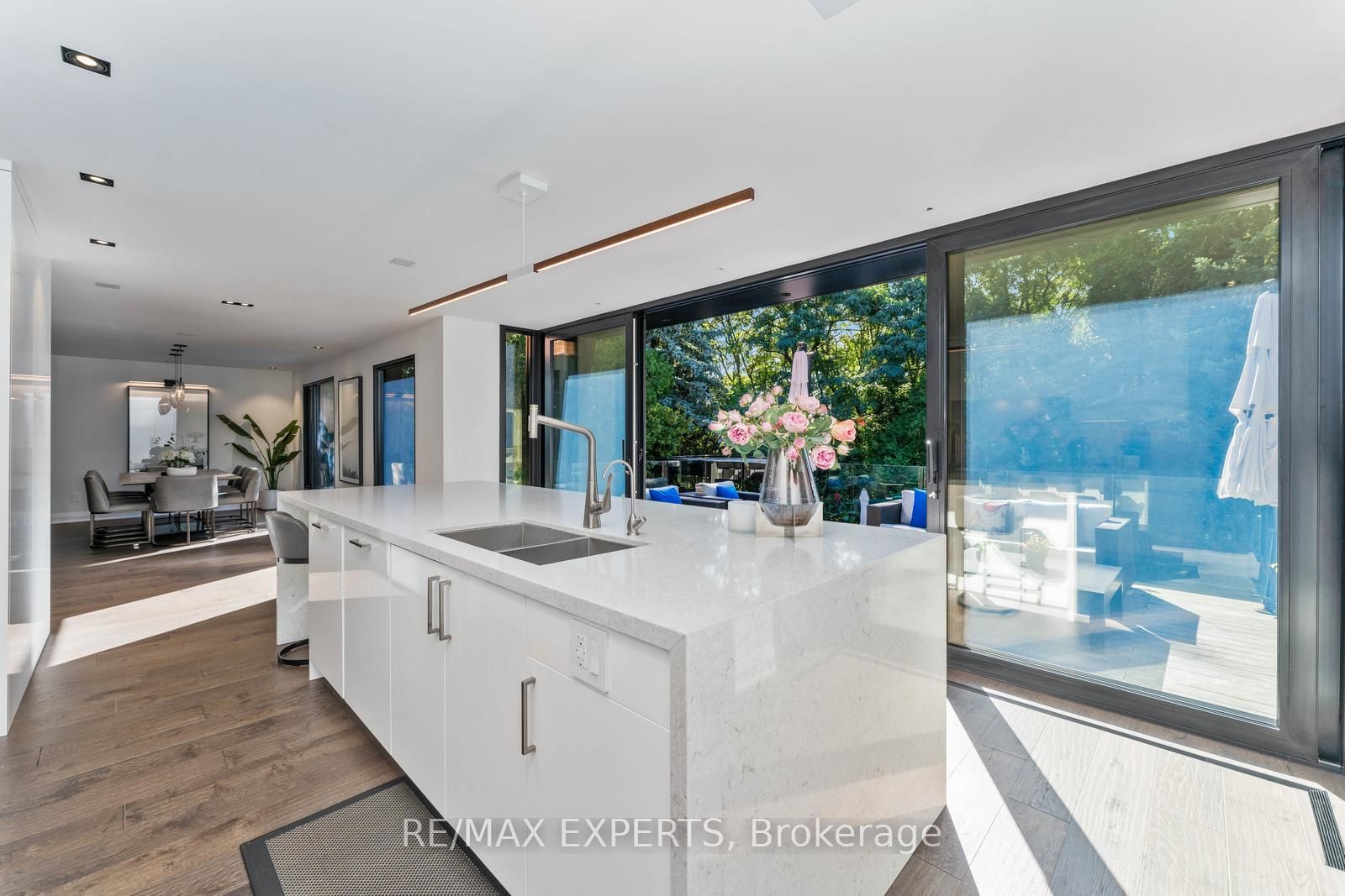 71 Dorengate Drive Property Photo 14