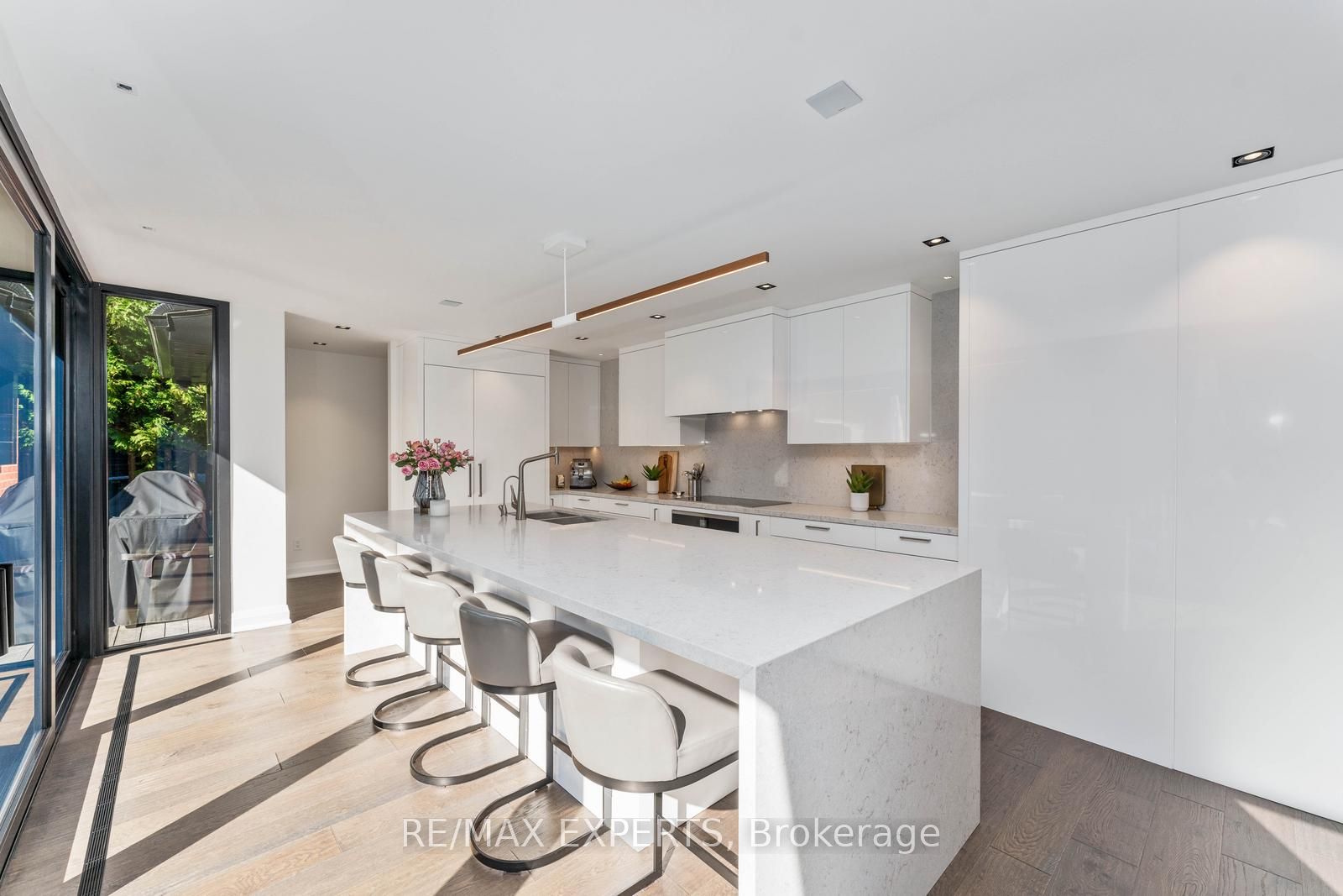 71 Dorengate Drive Property Photo 16