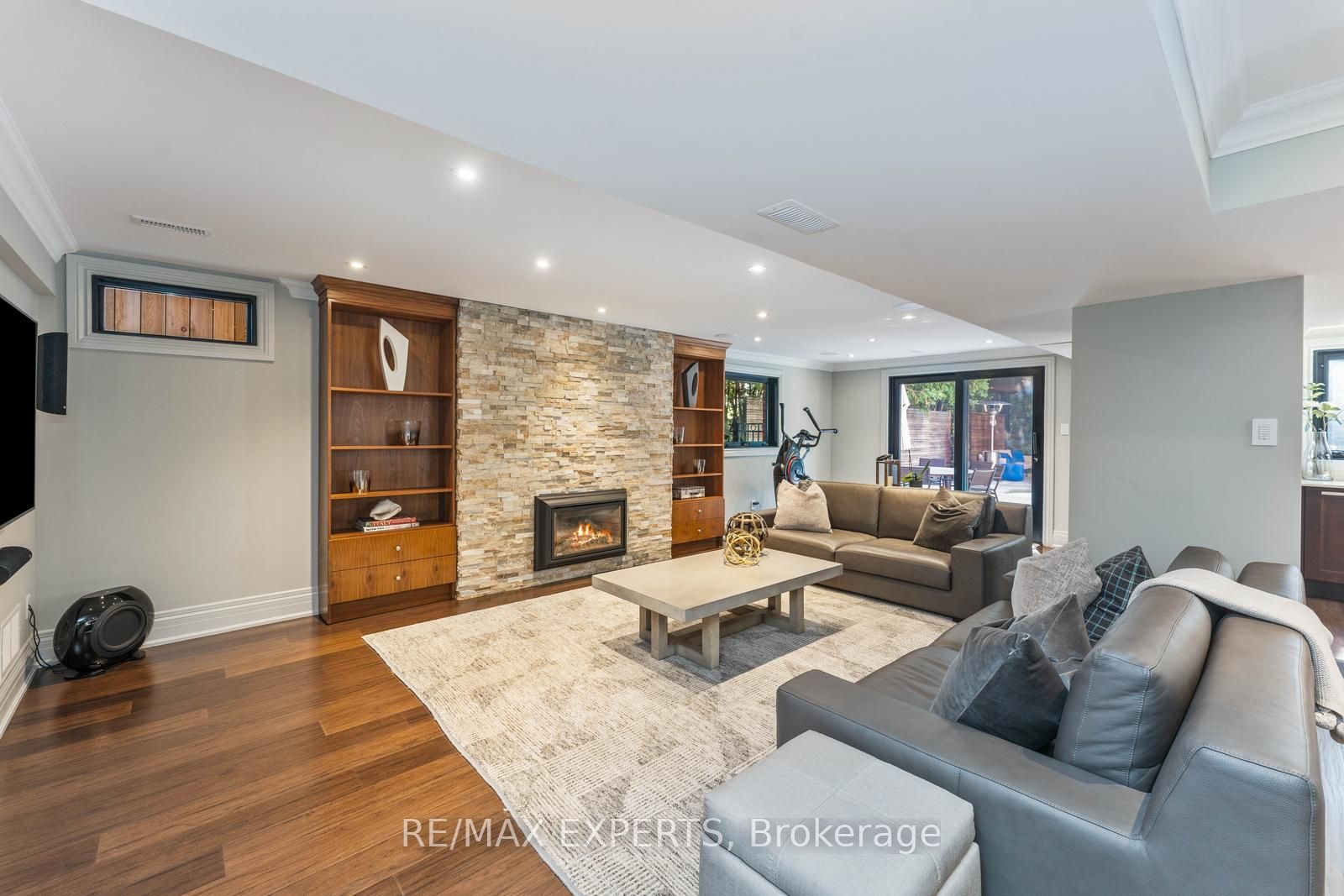 71 Dorengate Drive Property Photo 32