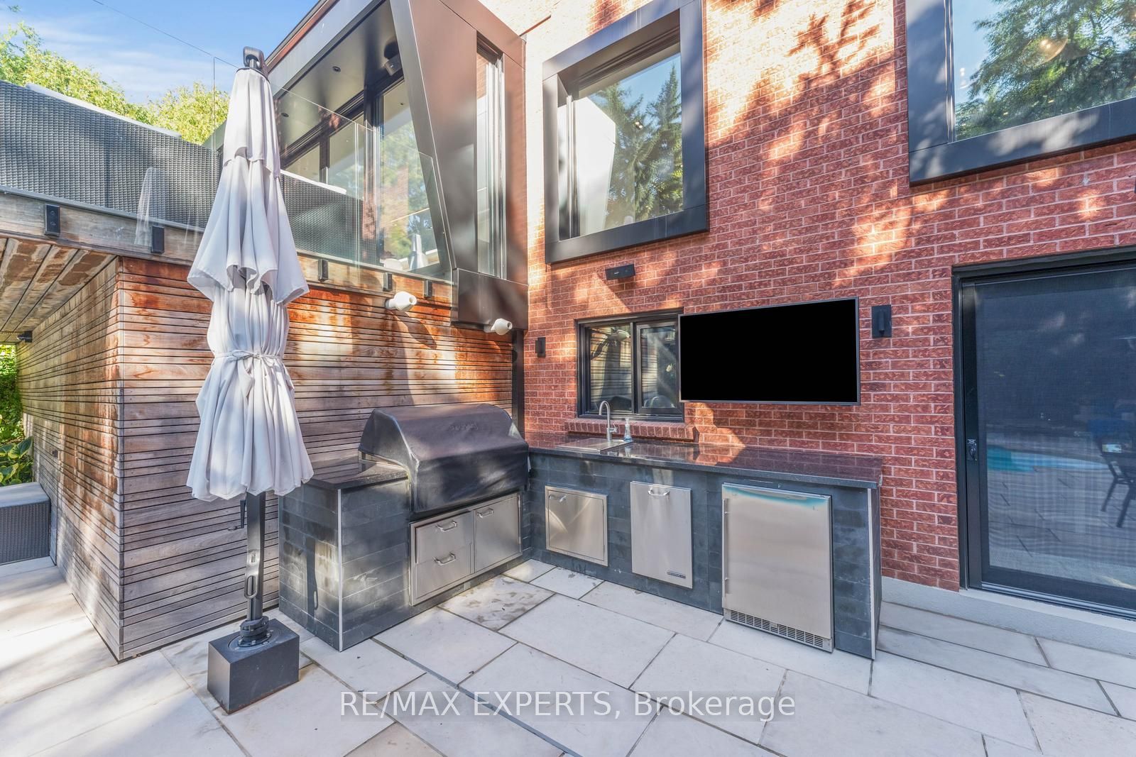 71 Dorengate Drive Property Photo 37